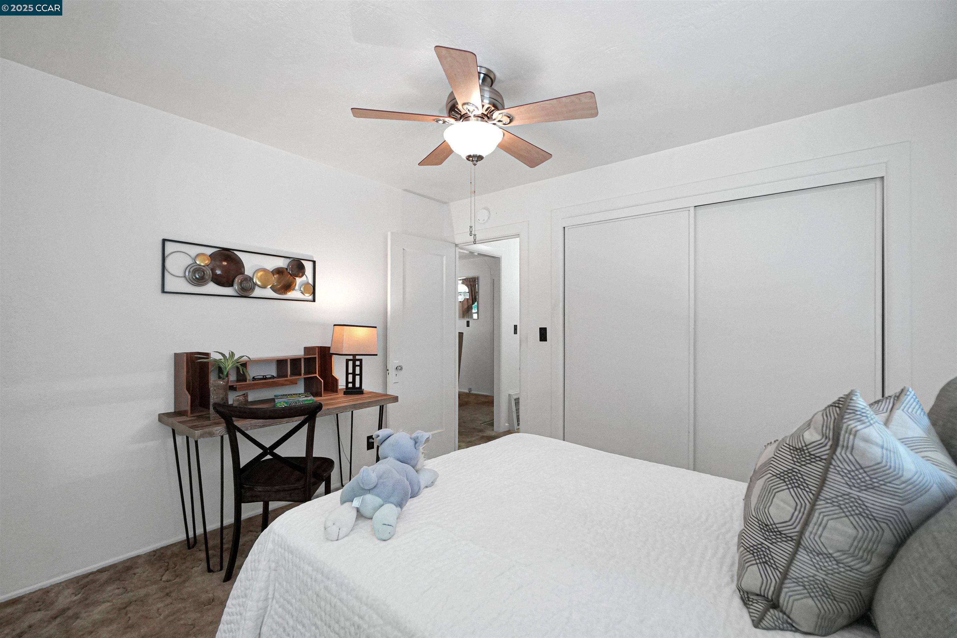 160 S Cody Ln