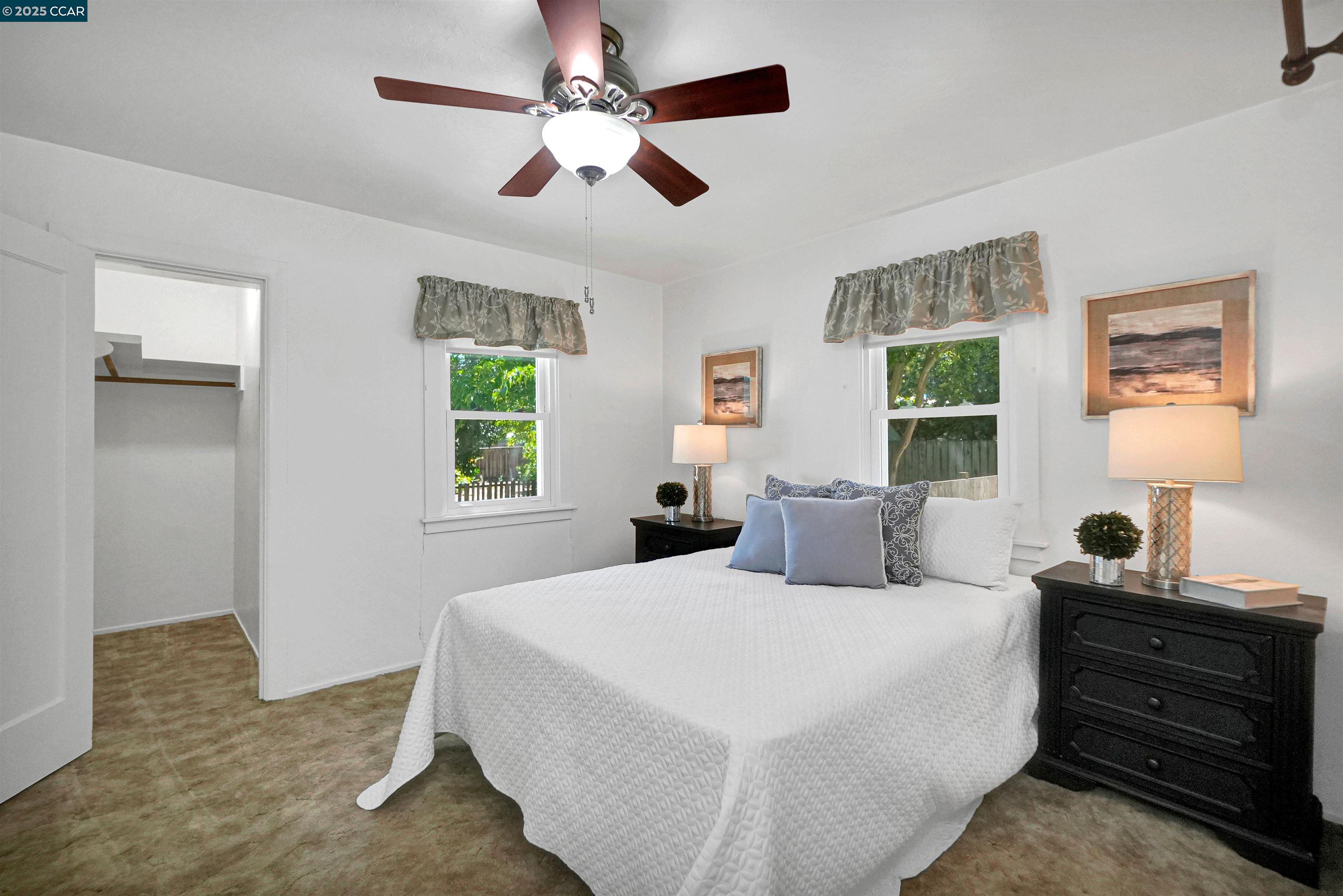160 S Cody Ln