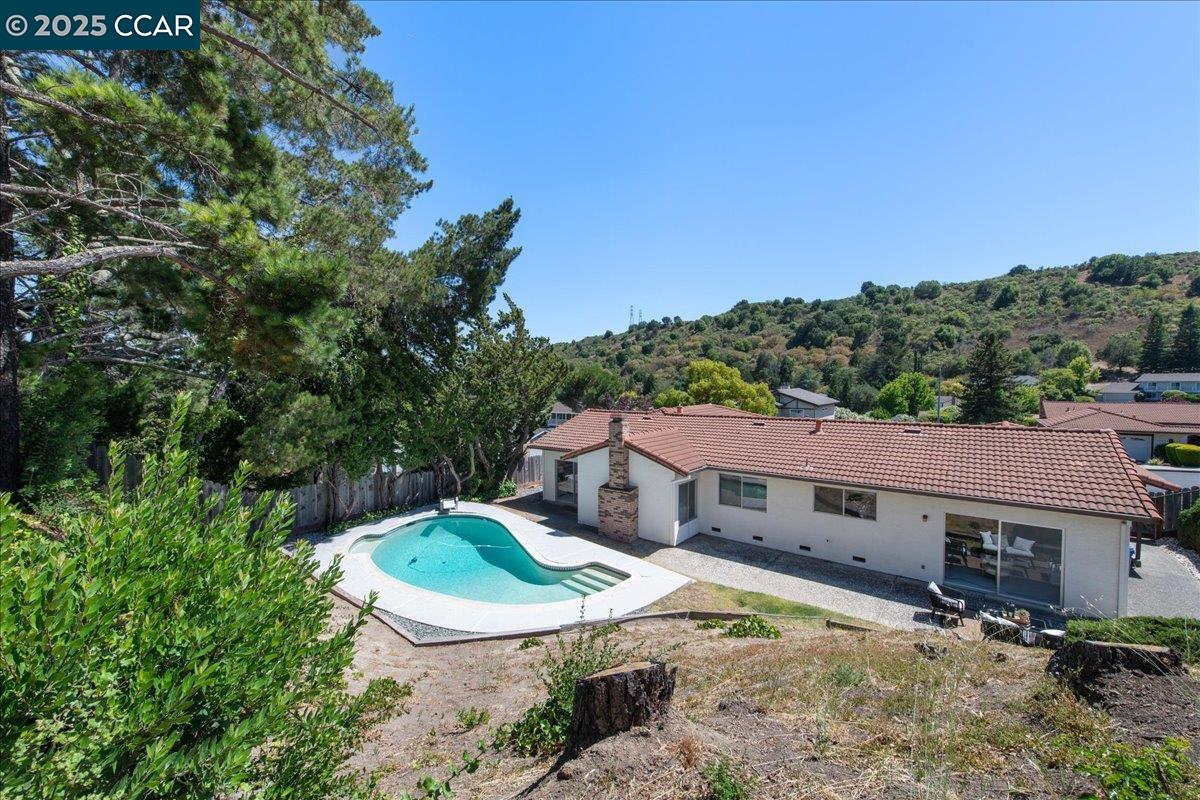 3900 Campolindo Dr