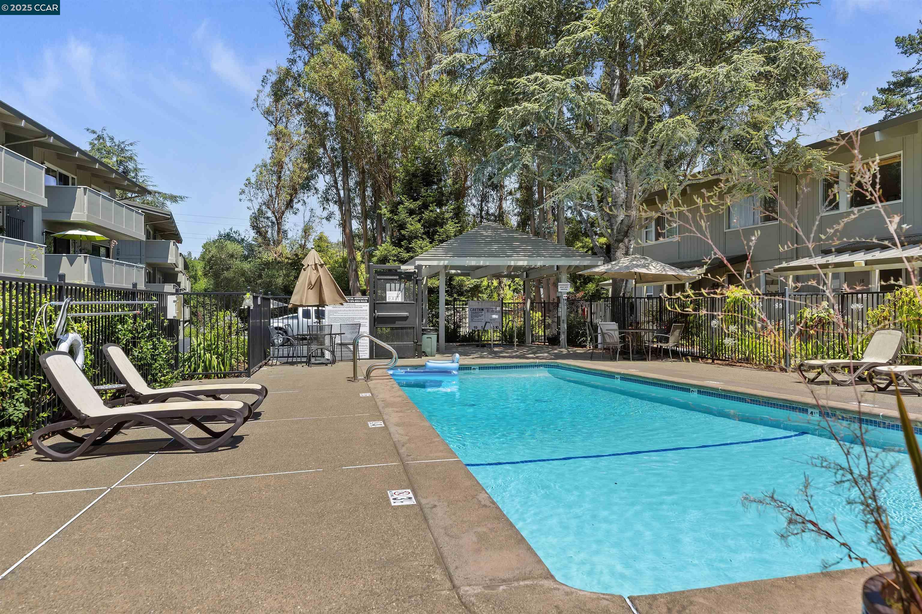 73 Brookwood Rd # 9