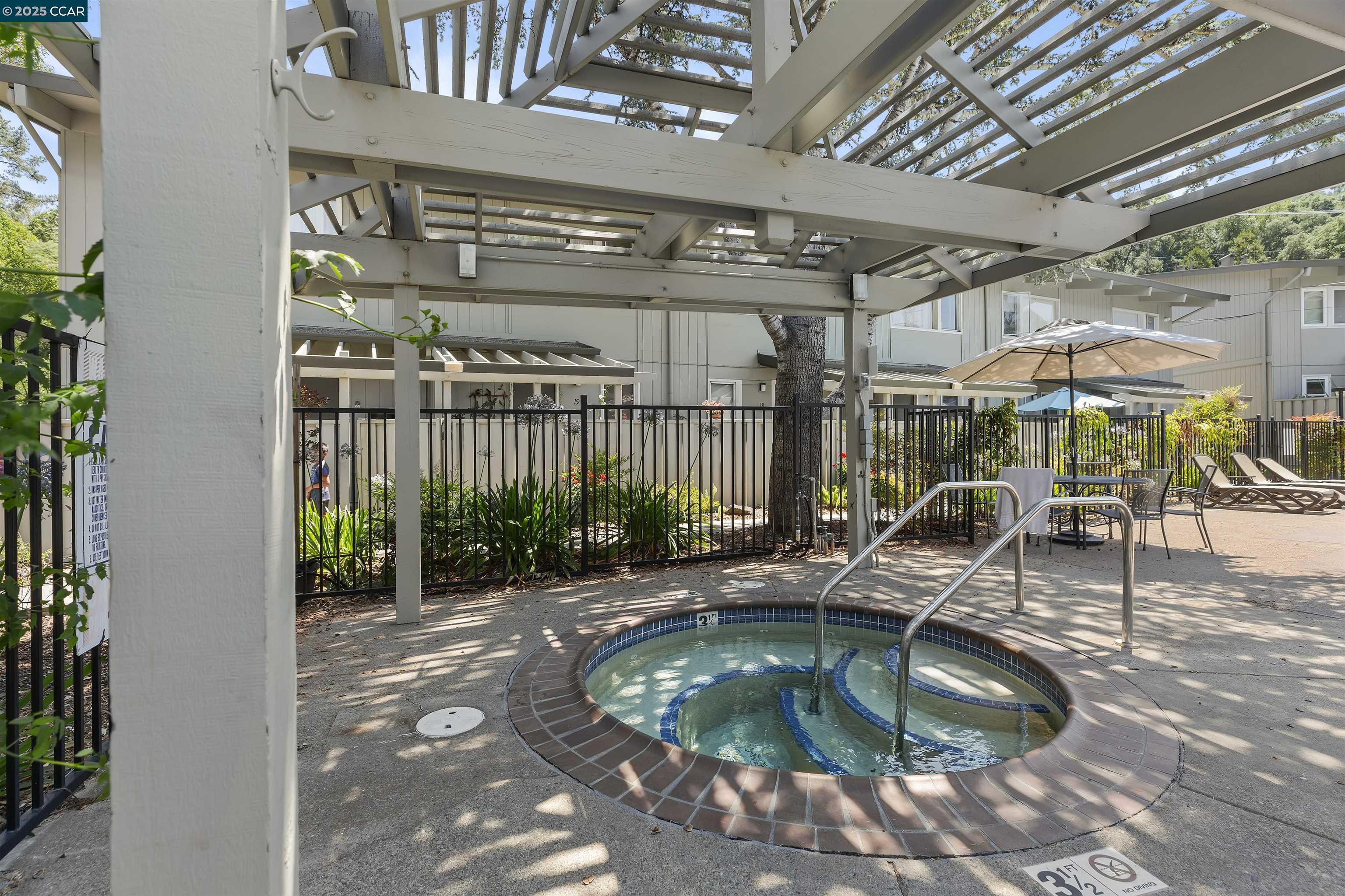 73 Brookwood Rd # 9