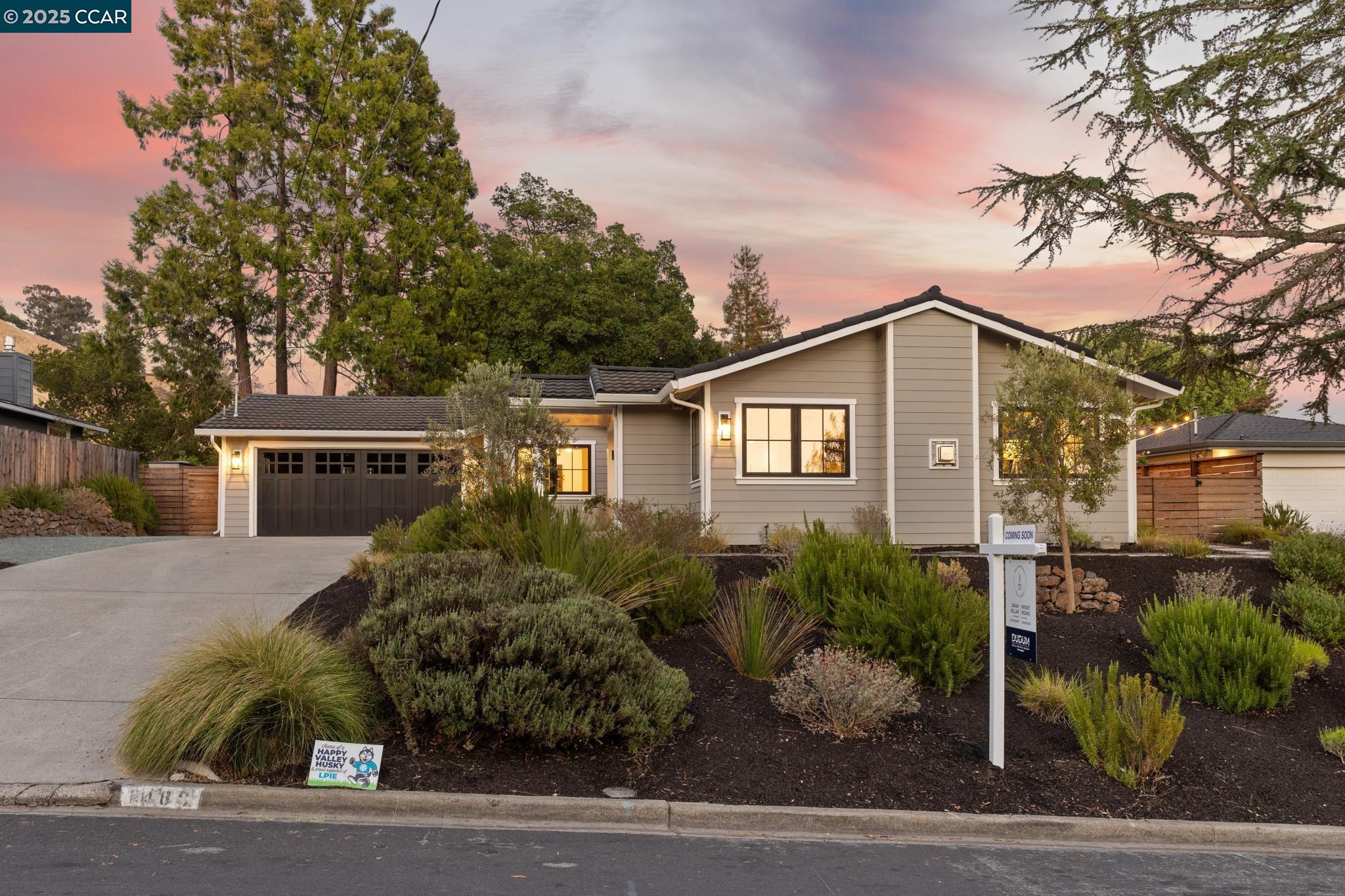 1088 Sierra Vista Way