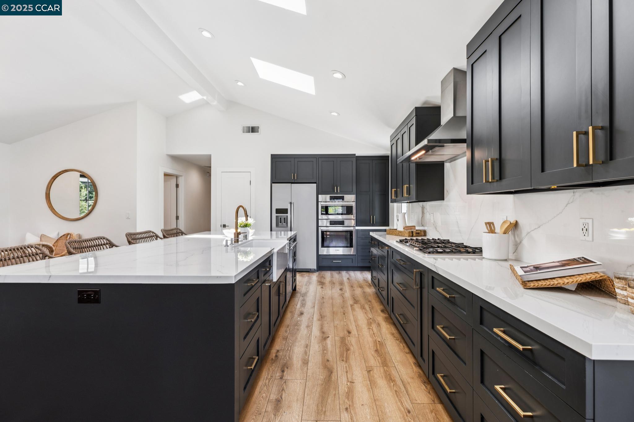 1088 Sierra Vista Way
