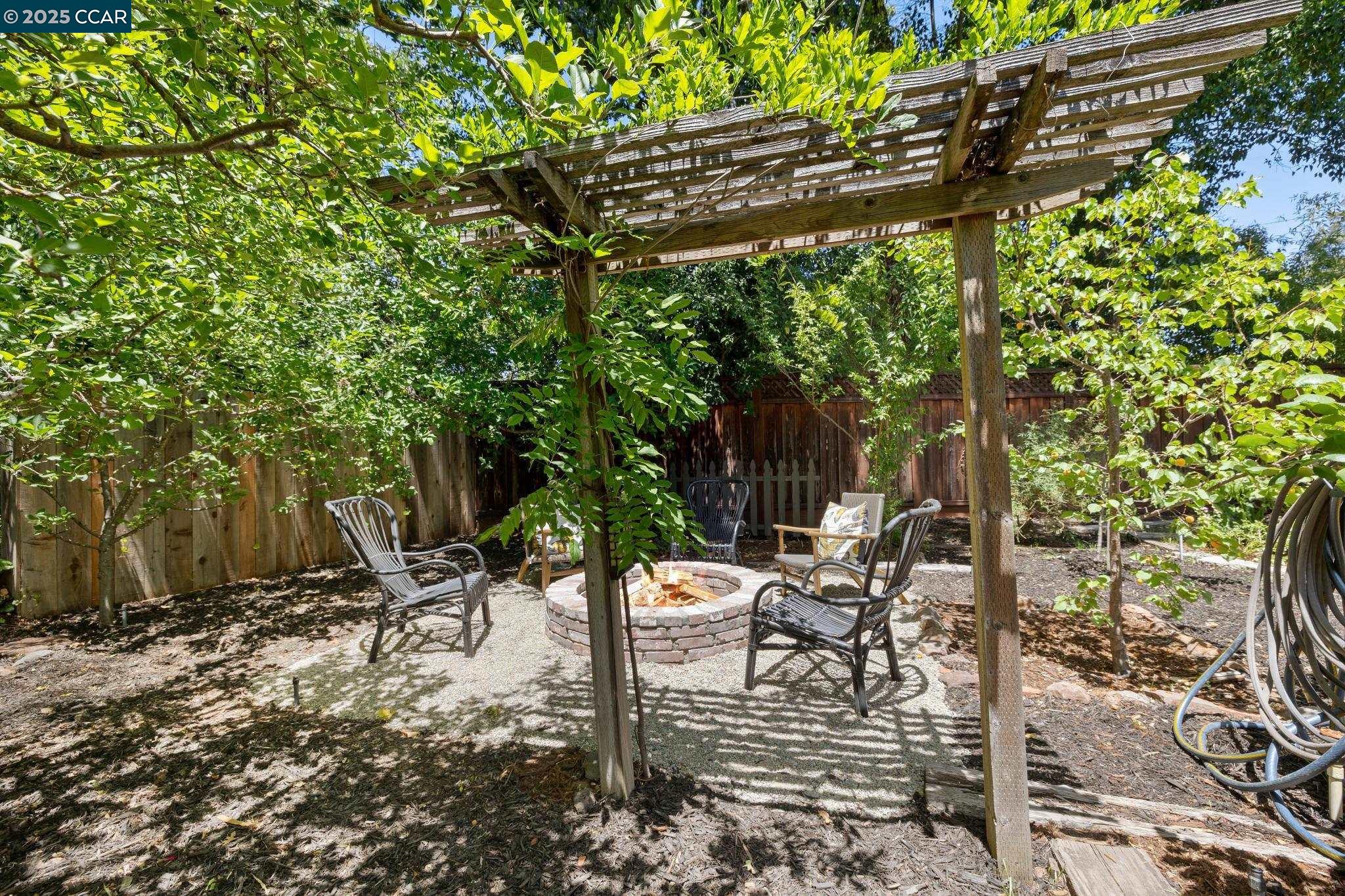 312 Soule Ave