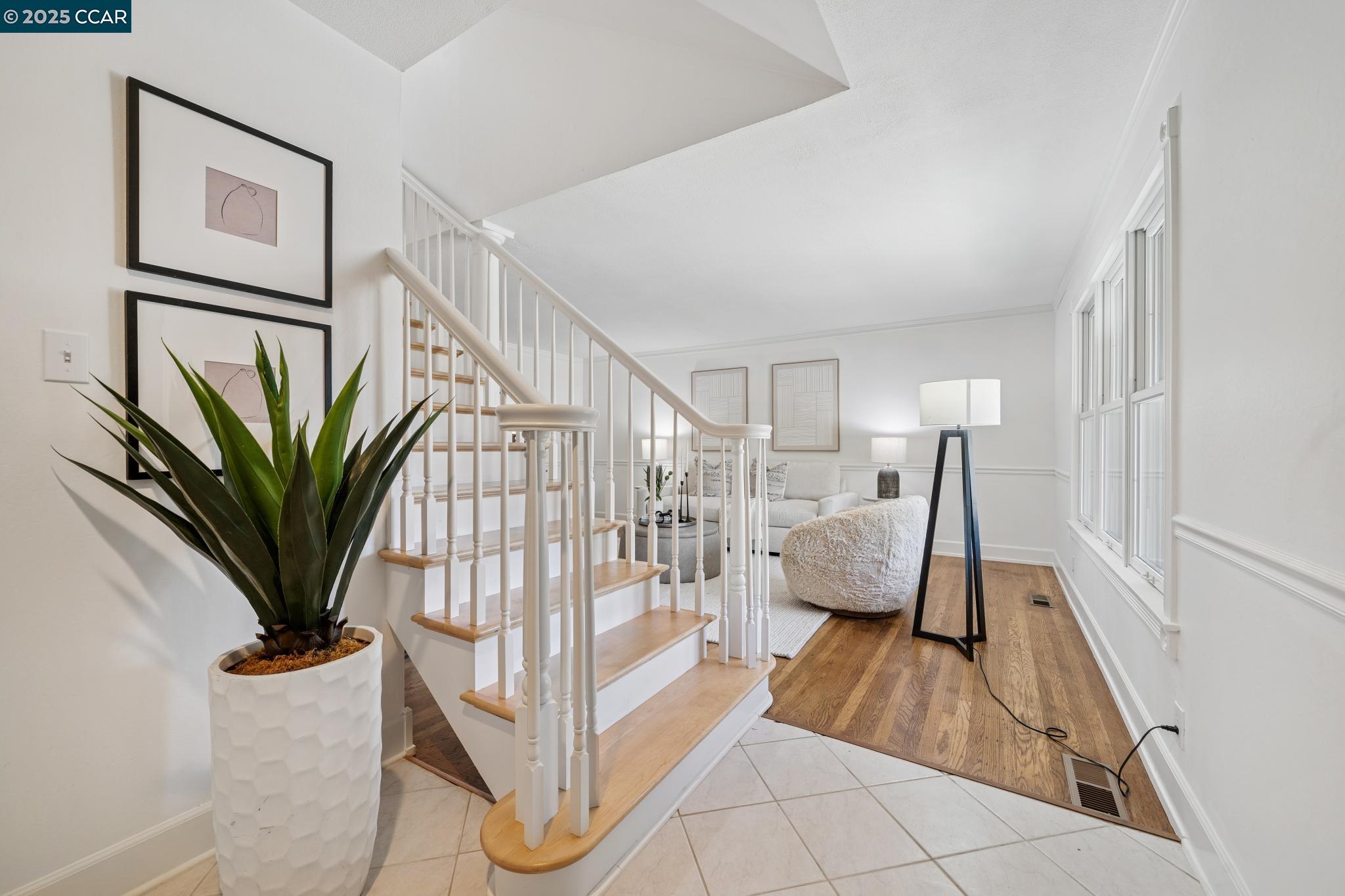 906 Hastings Dr