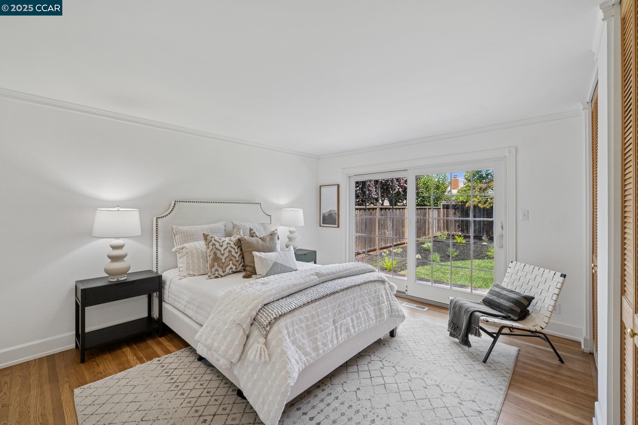 906 Hastings Dr