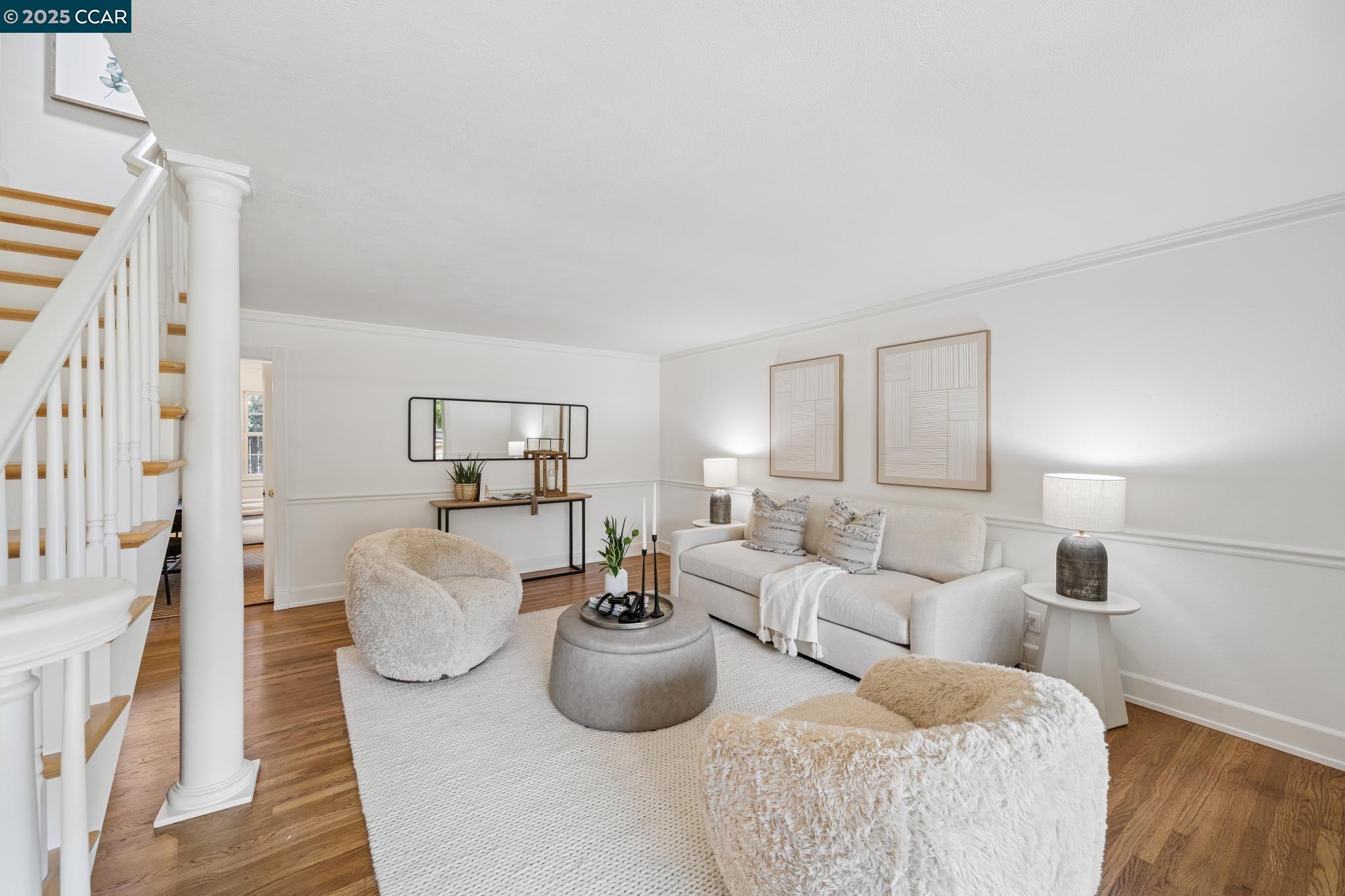 906 Hastings Dr