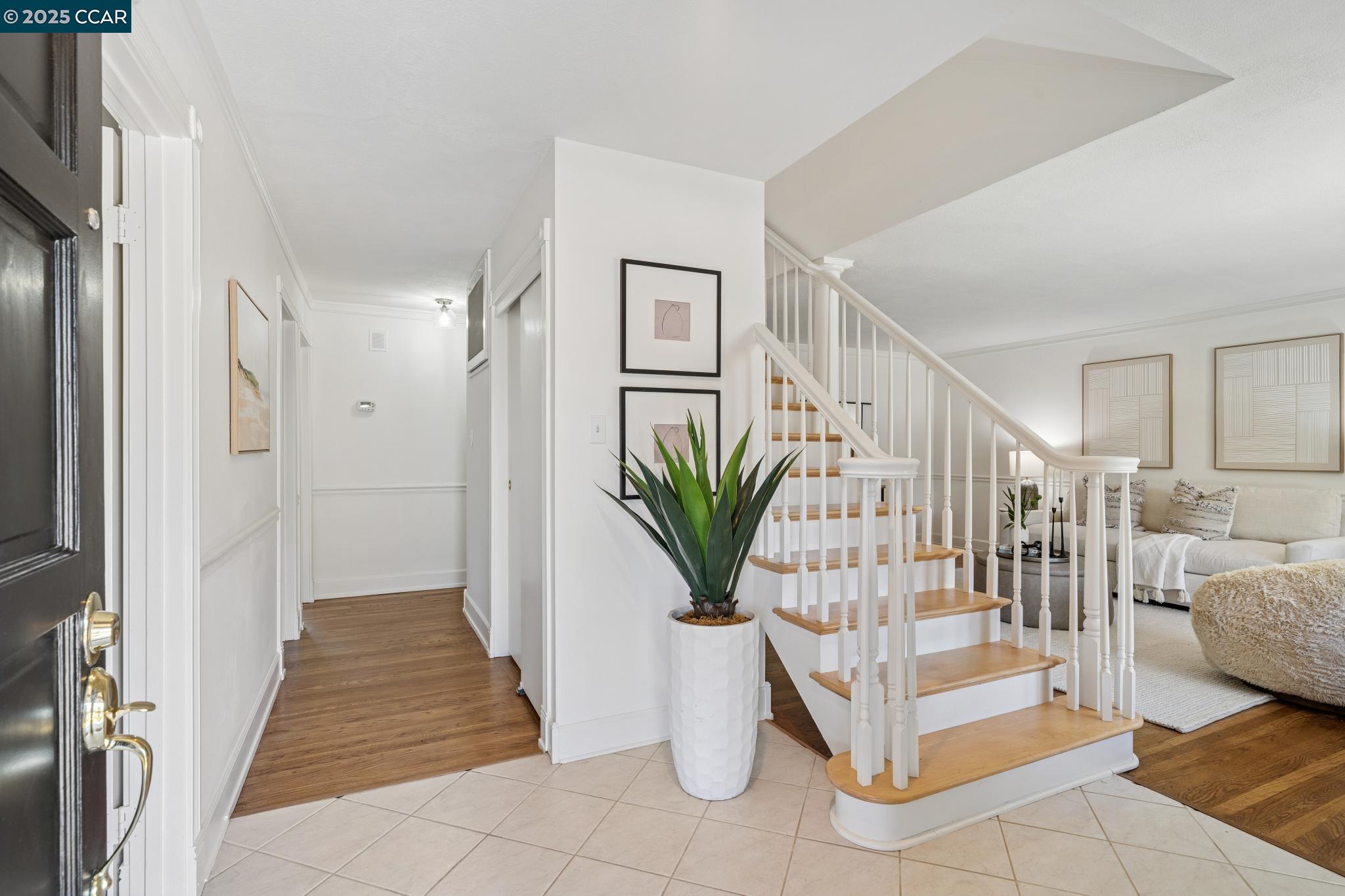 906 Hastings Dr