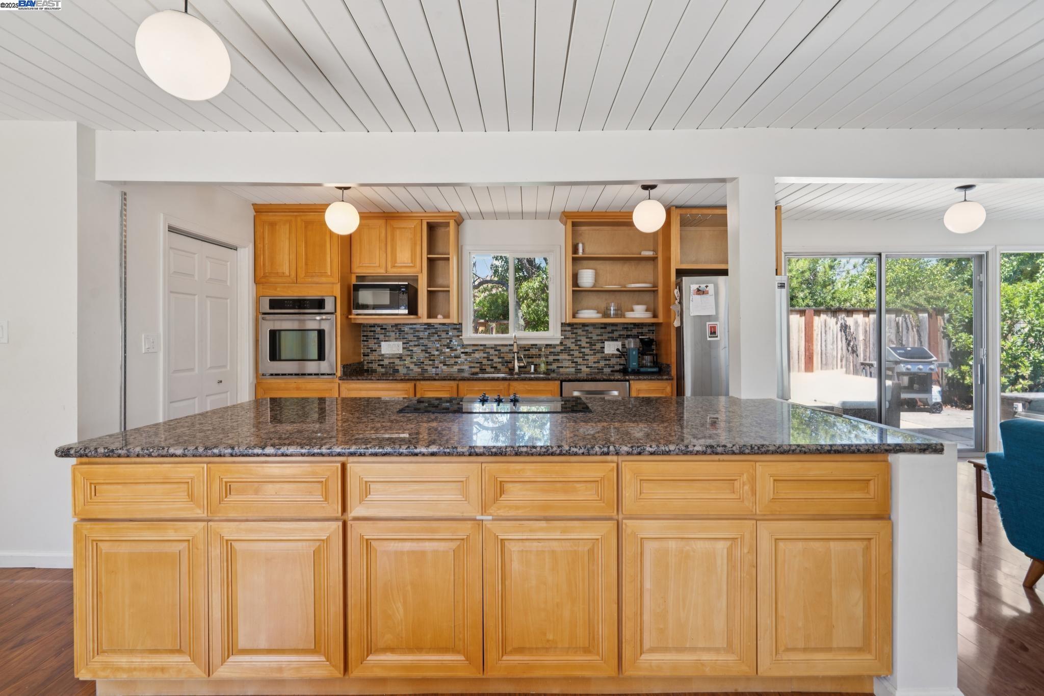 3767 Gainsborough Dr