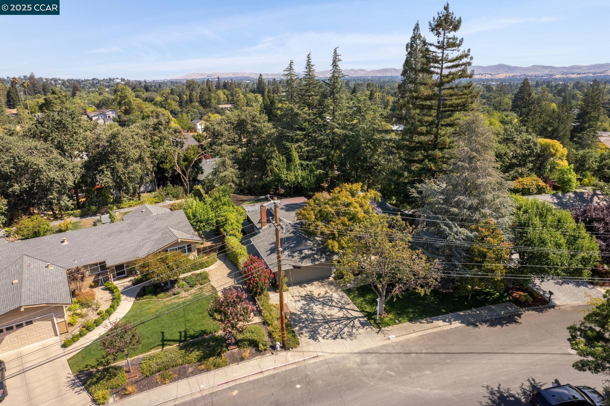 778 Hamilton Dr