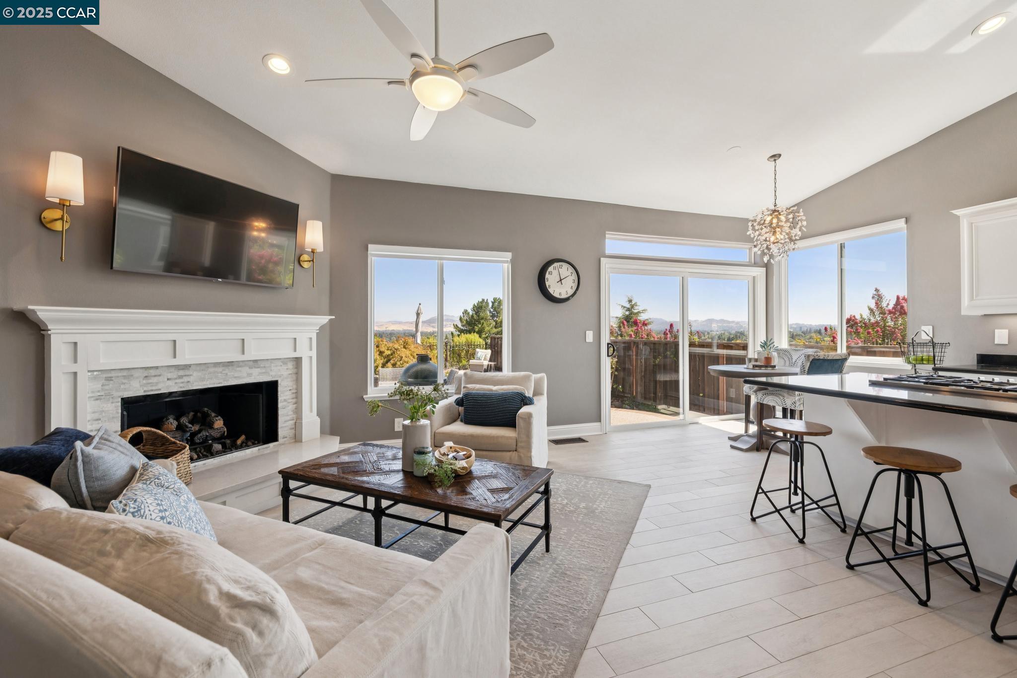 606 Old Vine Ct