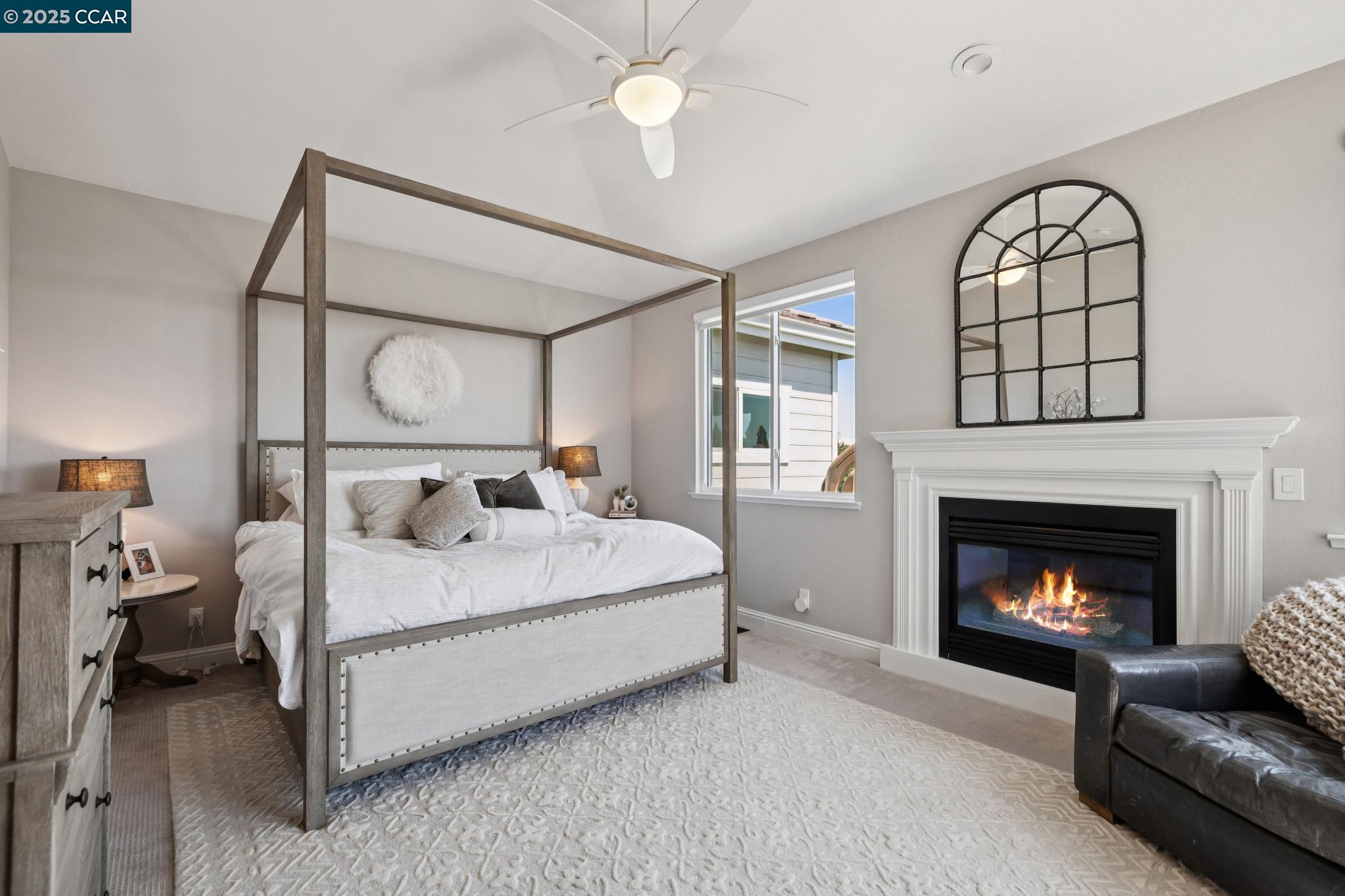 606 Old Vine Ct