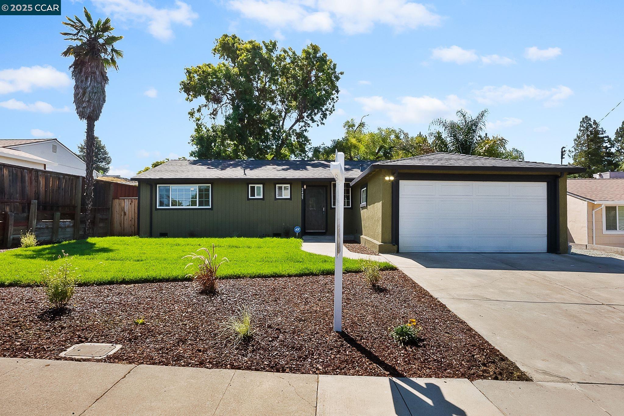 2425 Jerilynn Dr