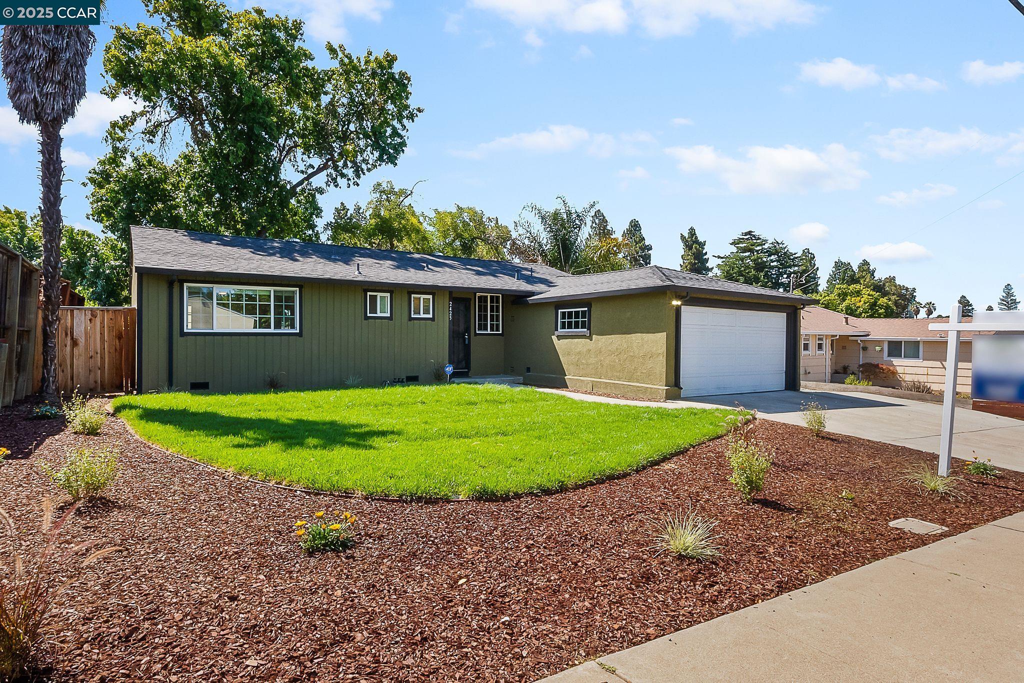 2425 Jerilynn Dr