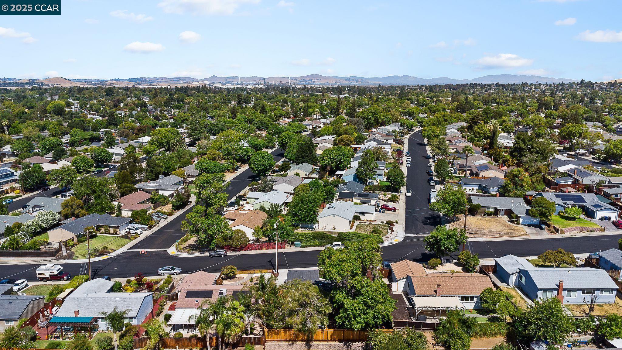 2425 Jerilynn Dr