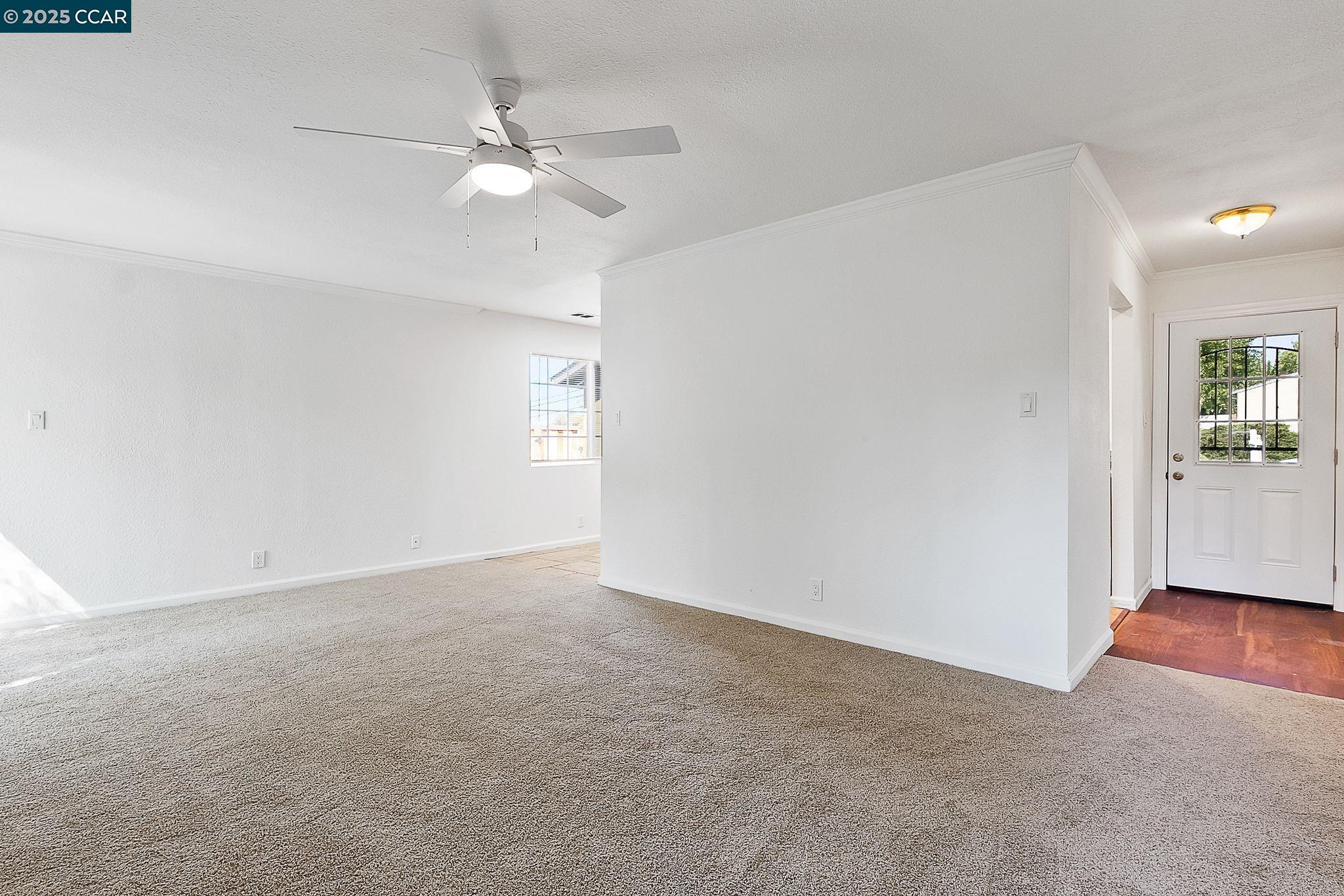 2425 Jerilynn Dr