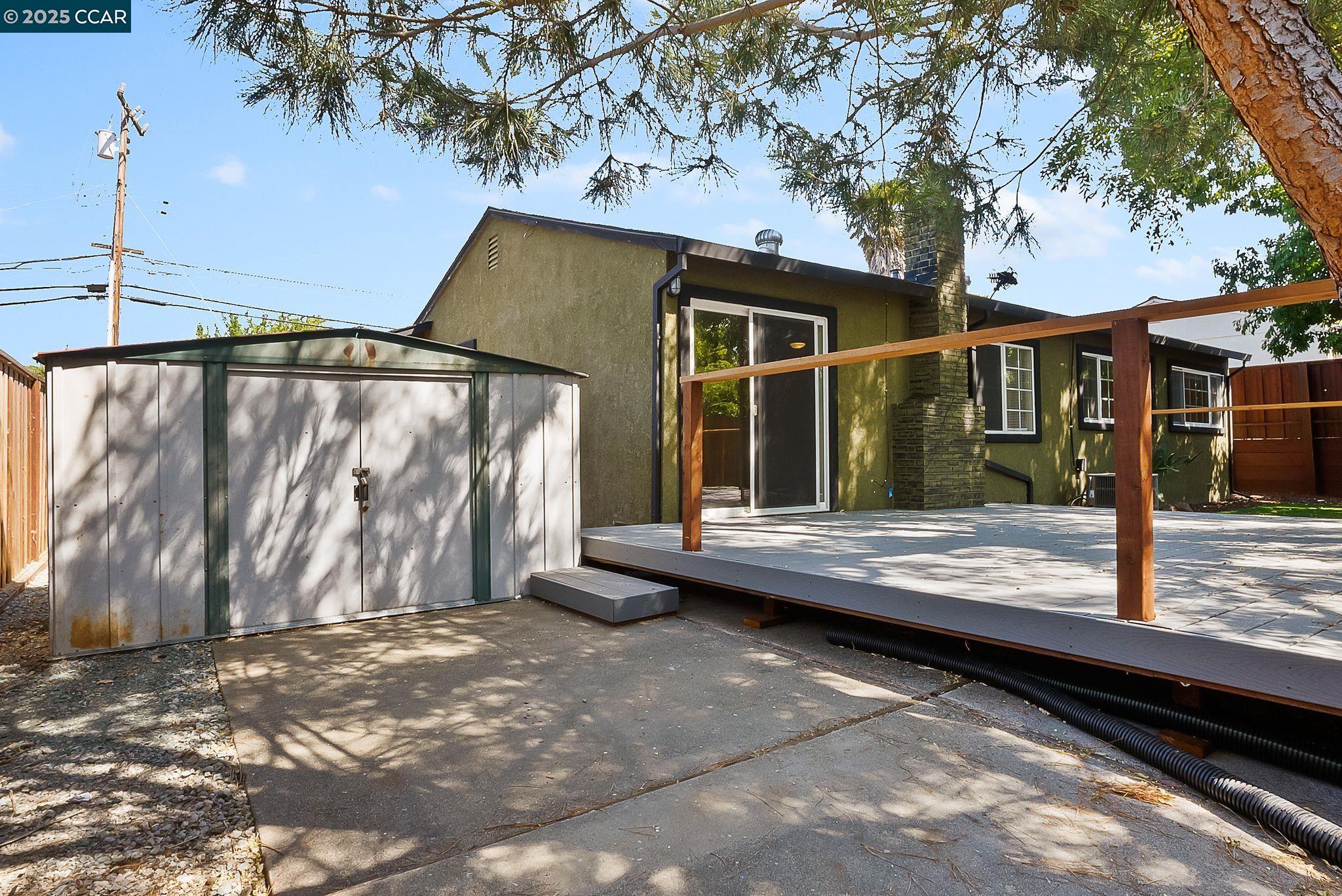2425 Jerilynn Dr