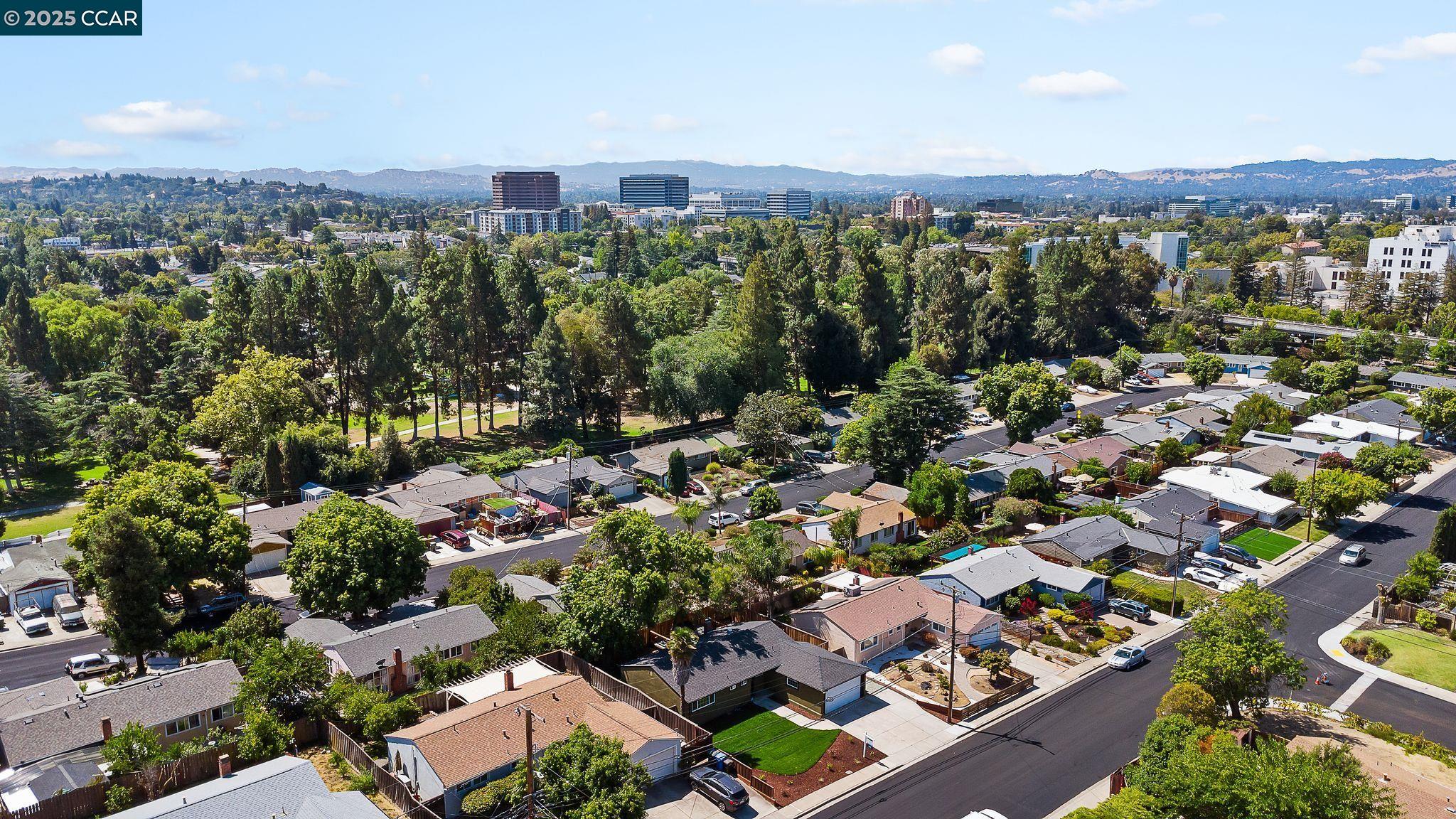 2425 Jerilynn Dr