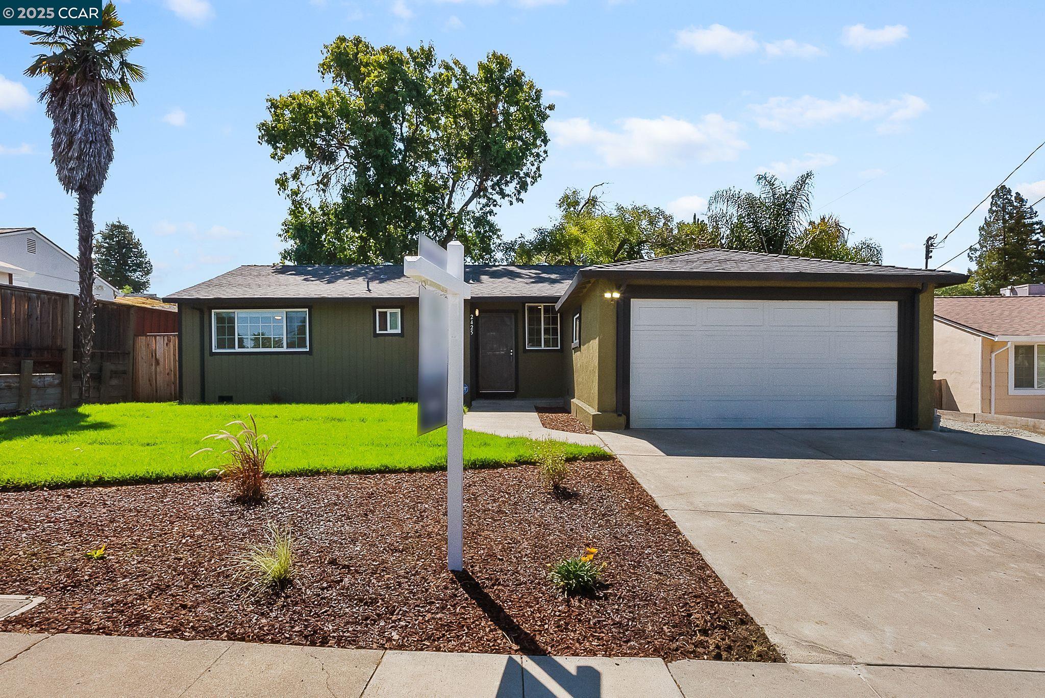 2425 Jerilynn Dr