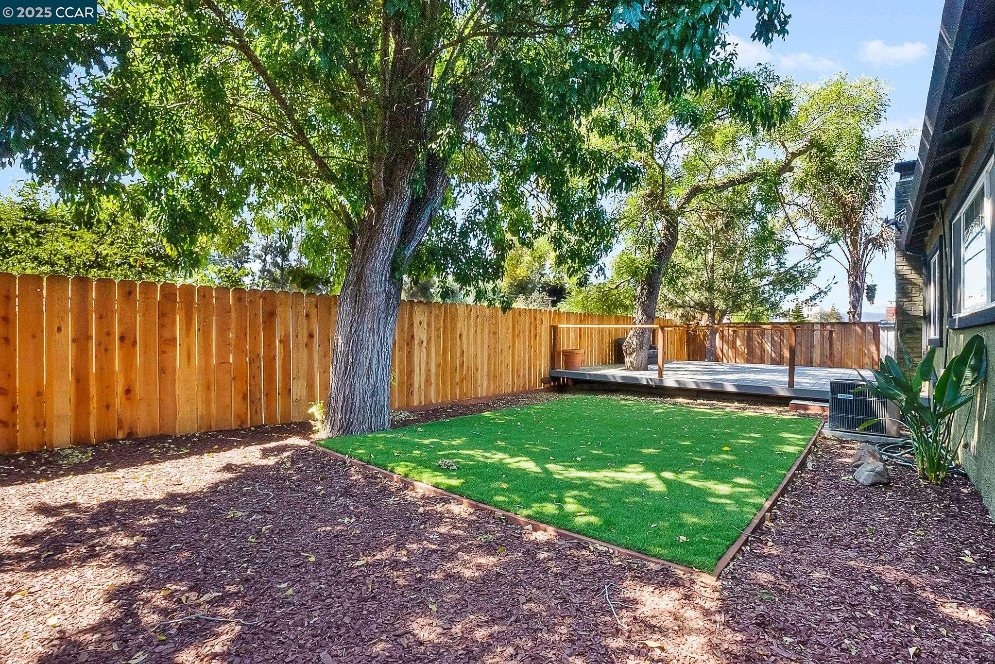 2425 Jerilynn Dr