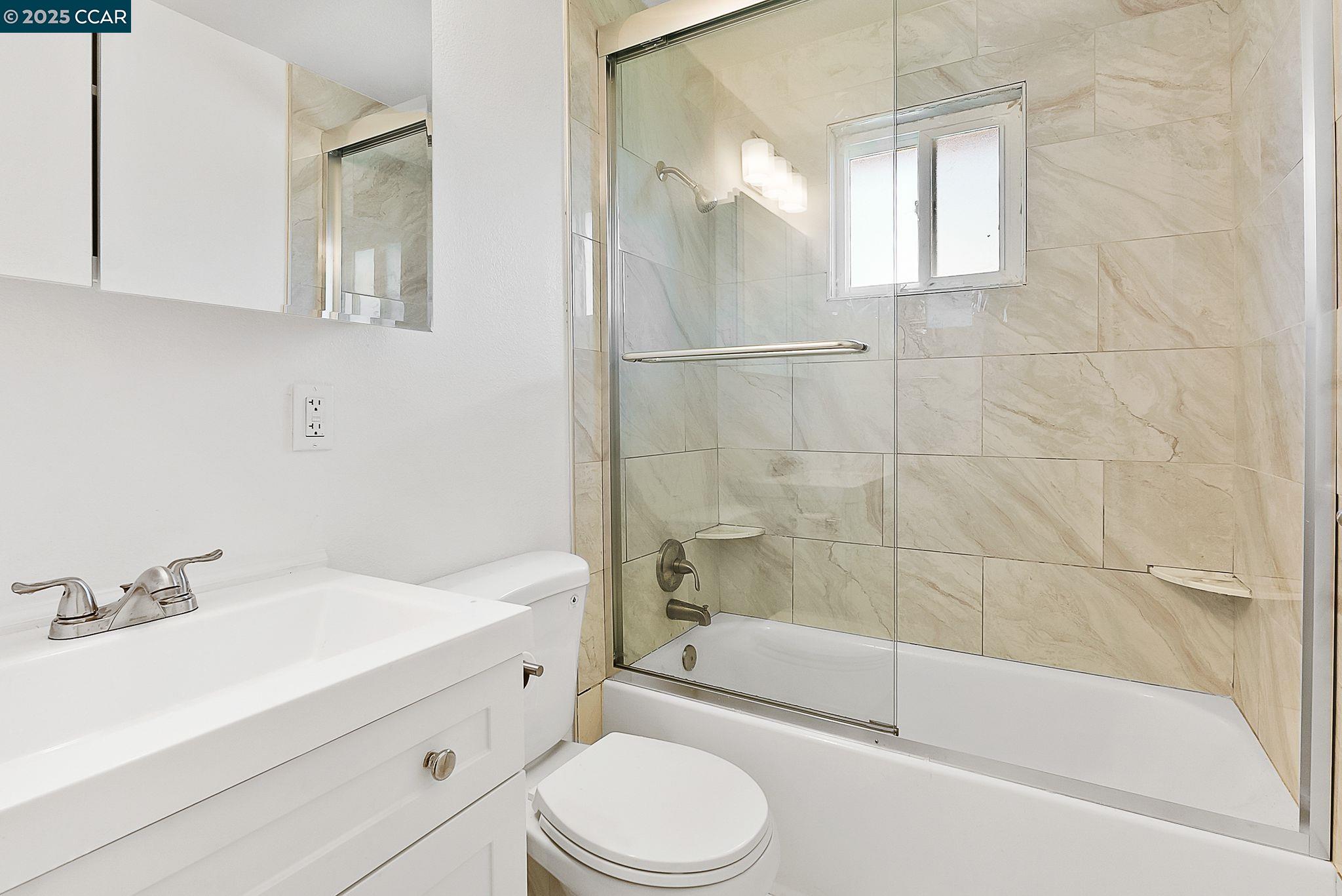 2425 Jerilynn Dr