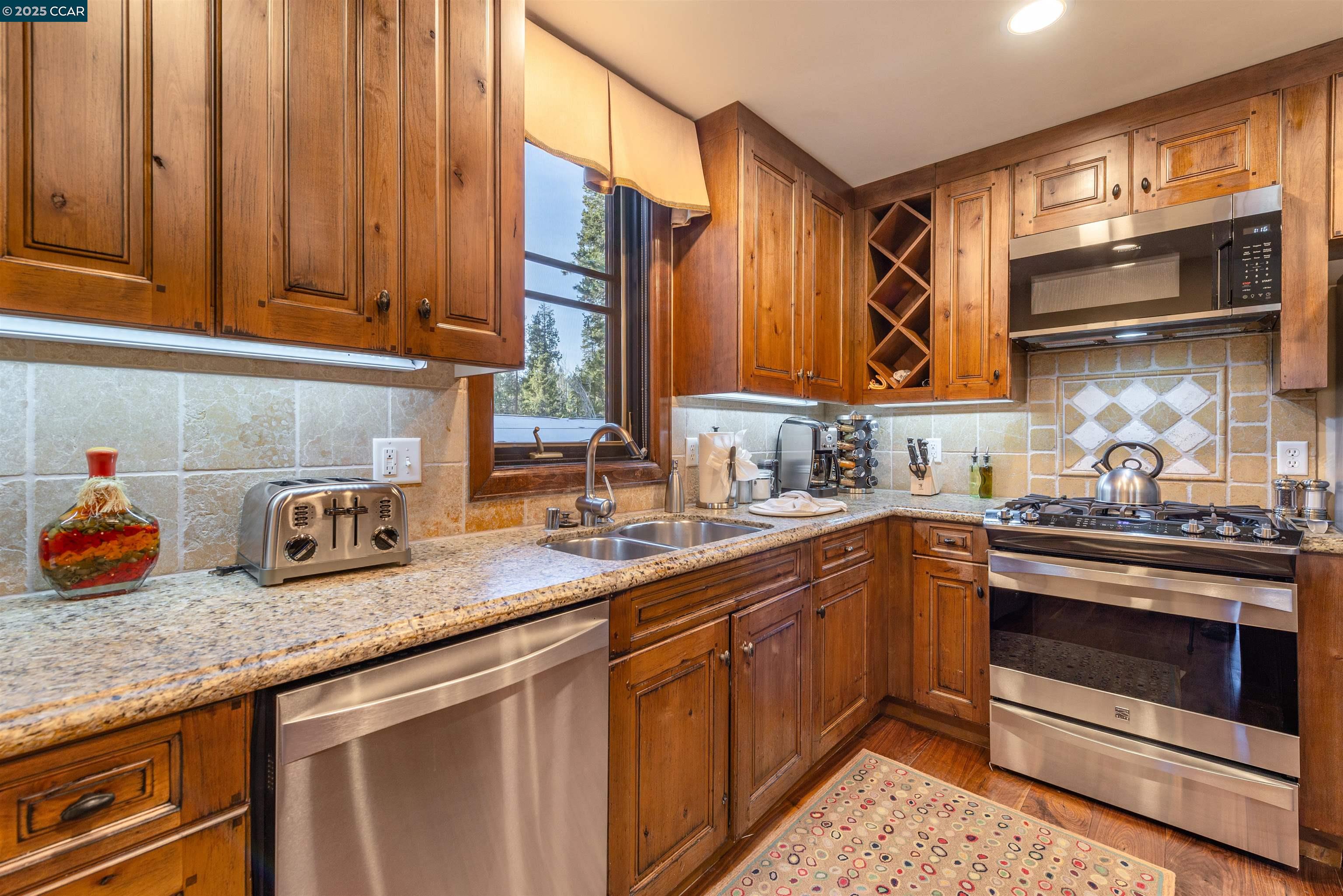 6750 North Lake Blvd # 15G