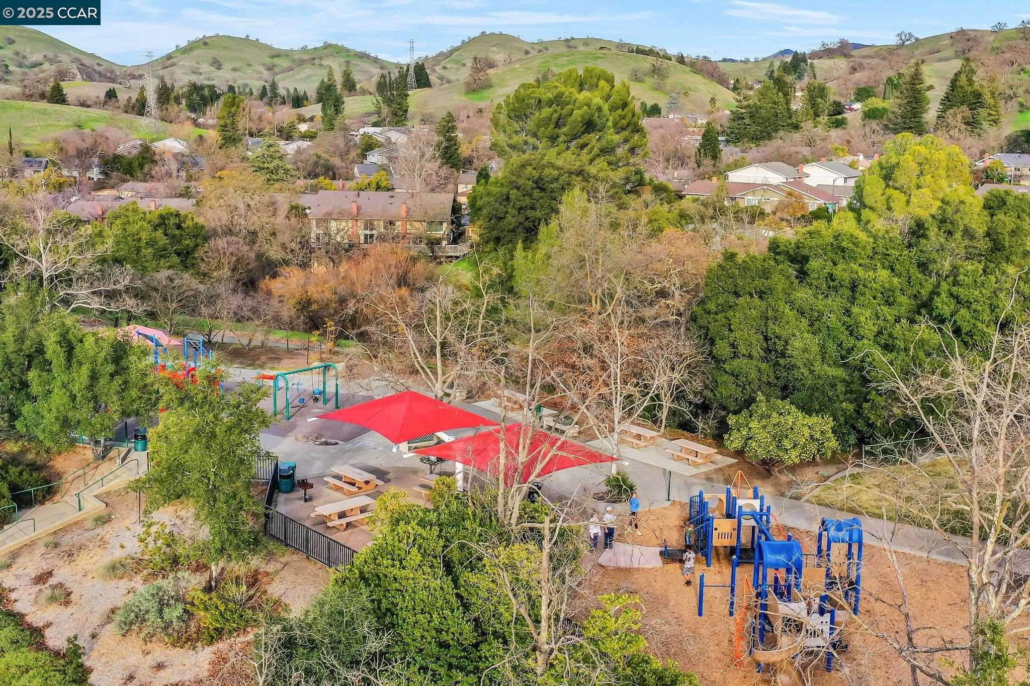 1092 Hillendale Ct