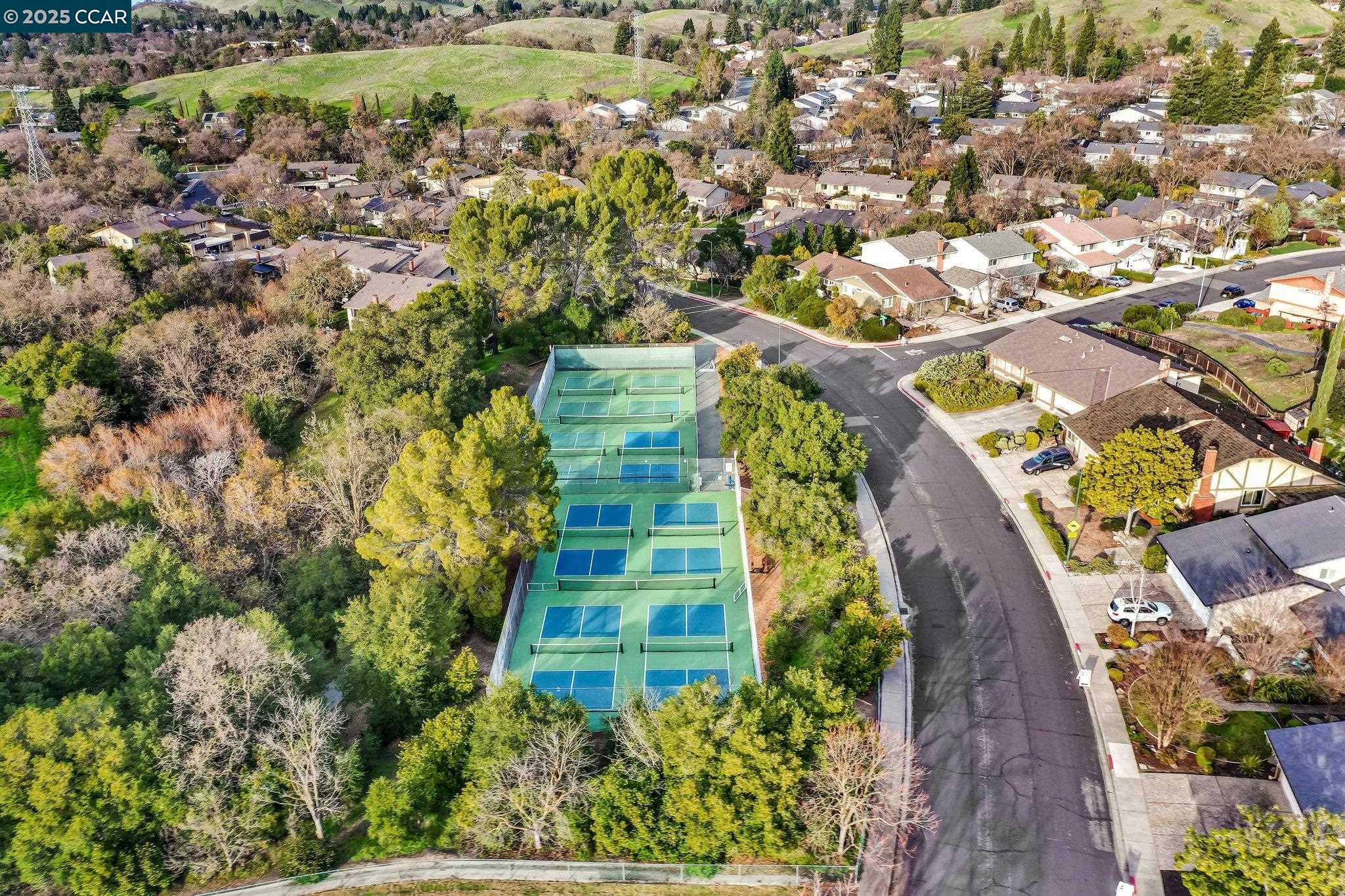 1092 Hillendale Ct