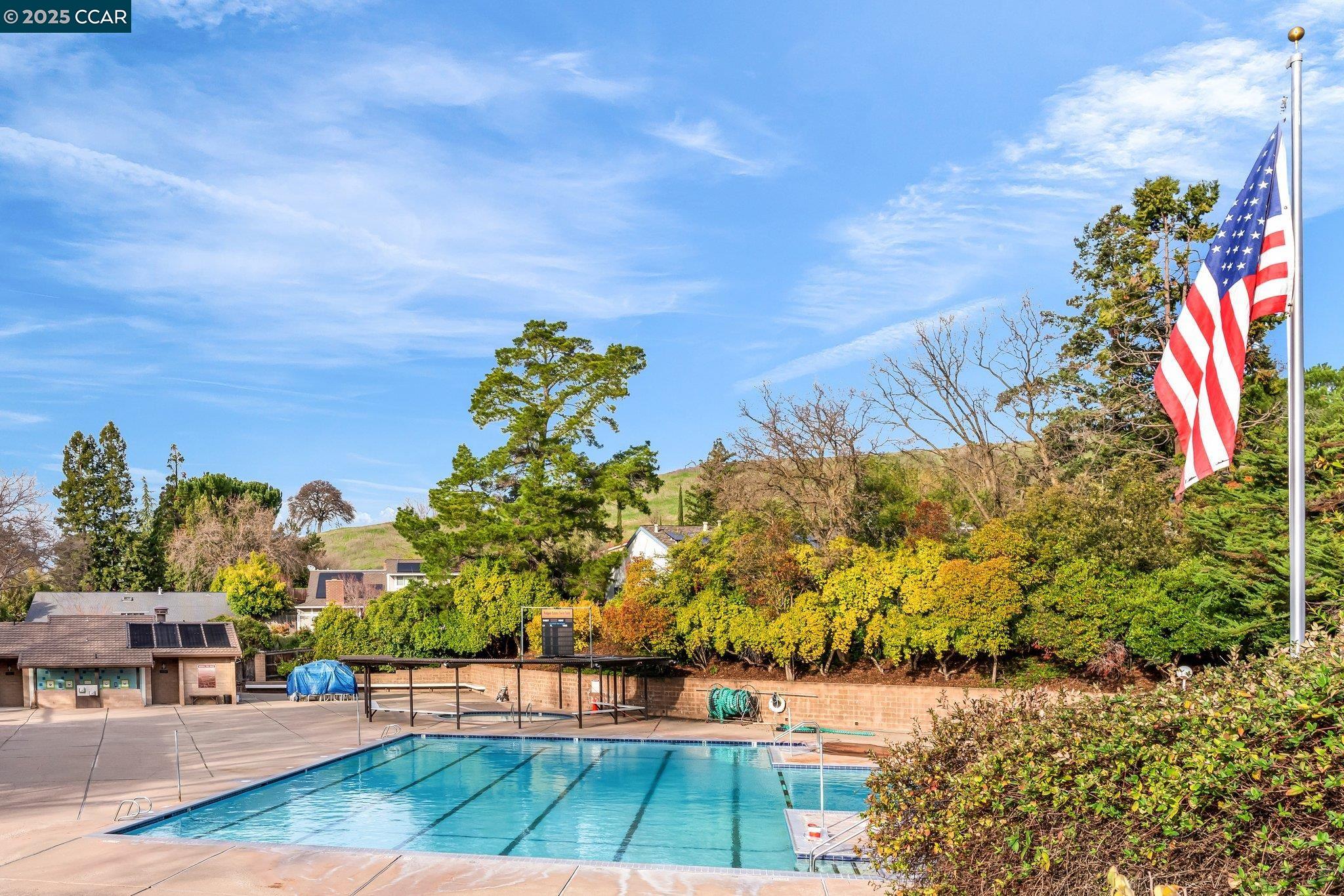 1092 Hillendale Ct