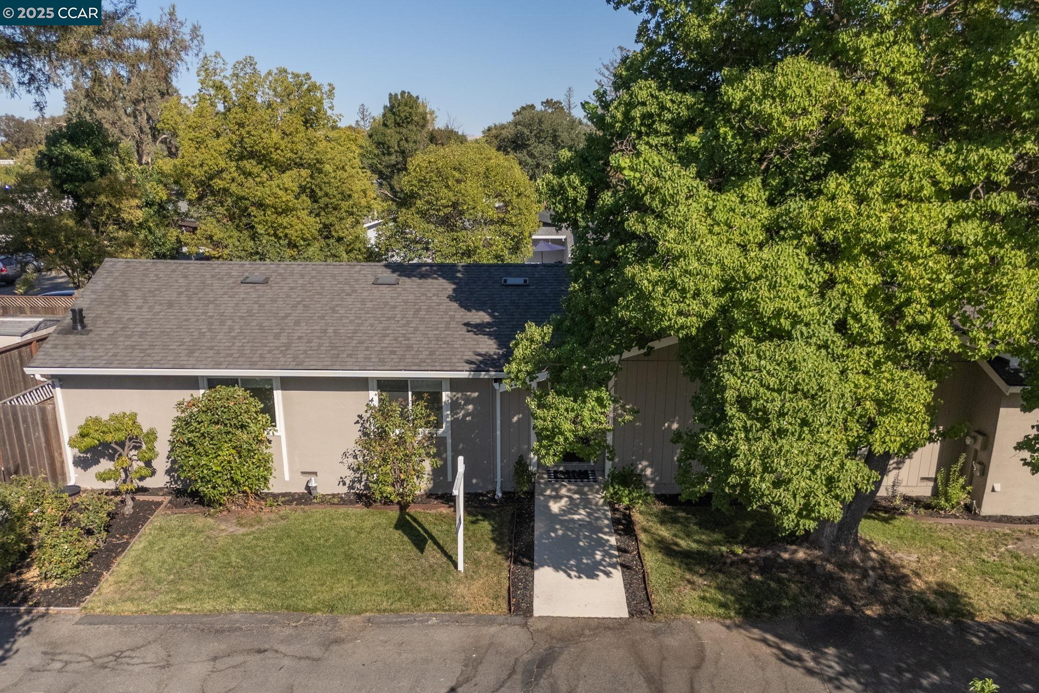 1933 Oak Park Blvd