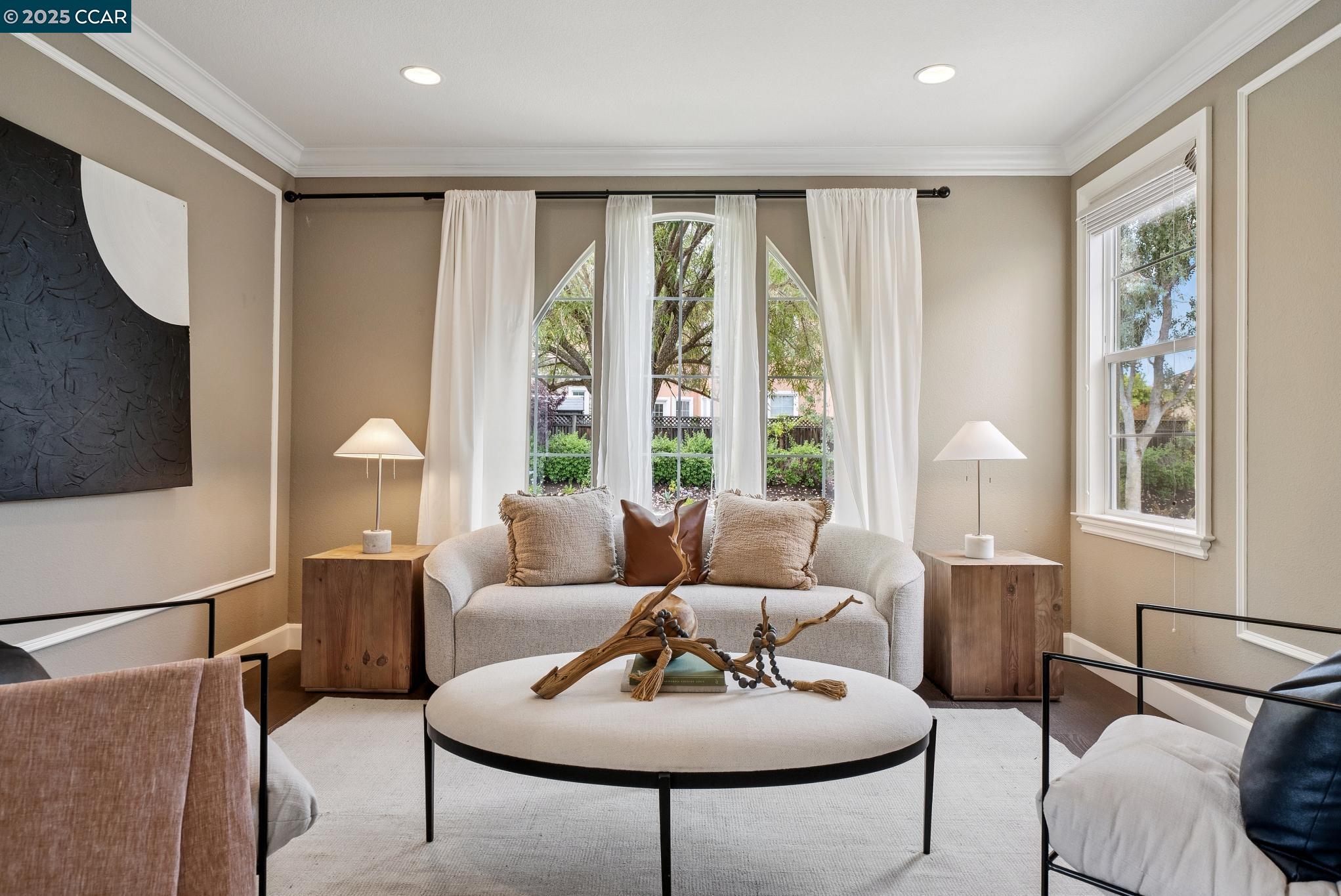 5269 S Montecito Dr