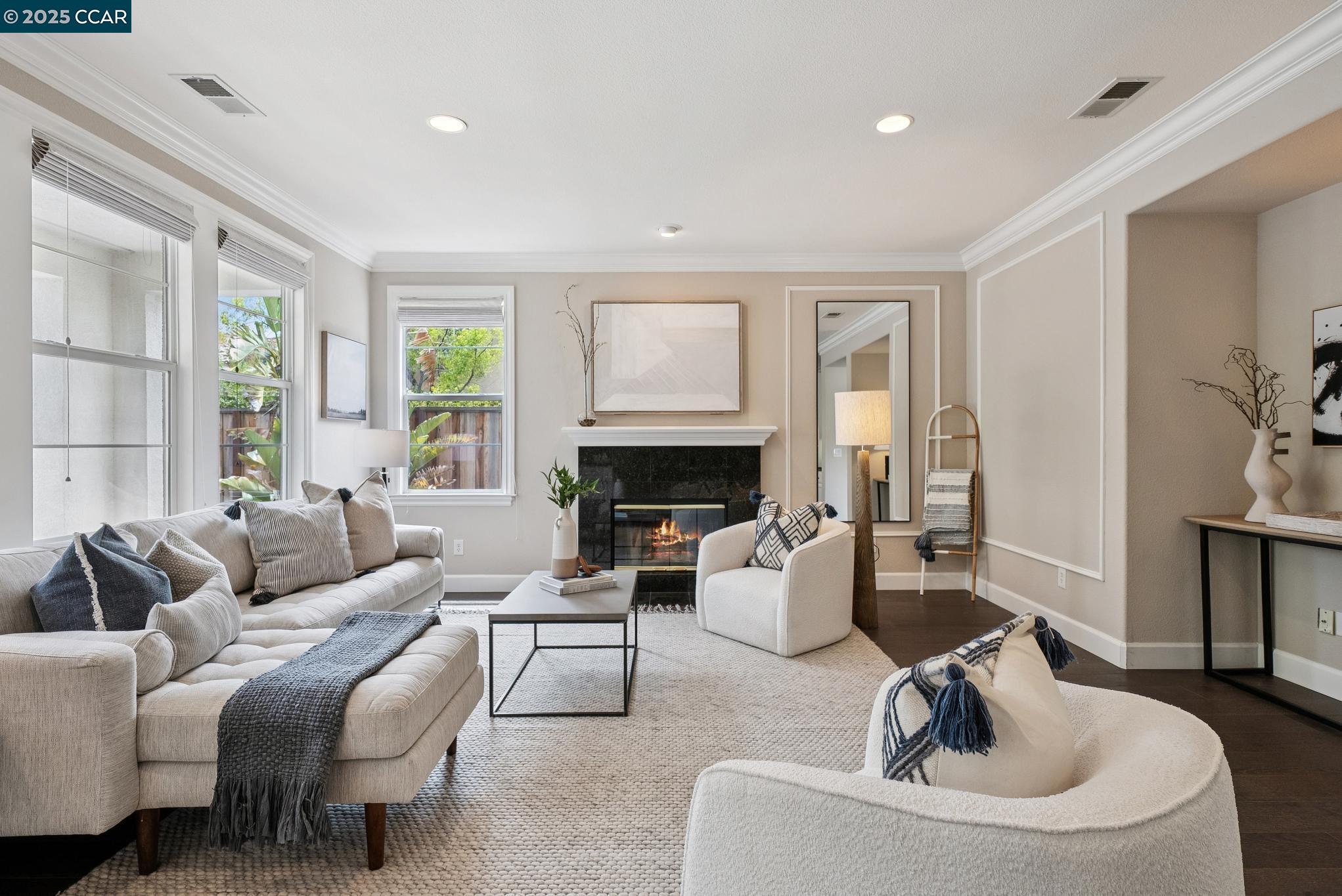 5269 S Montecito Dr