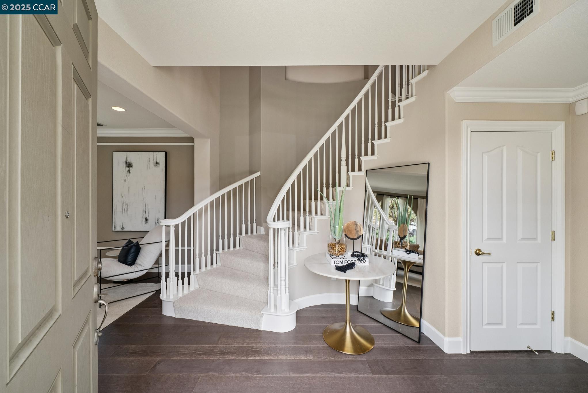 5269 S Montecito Dr