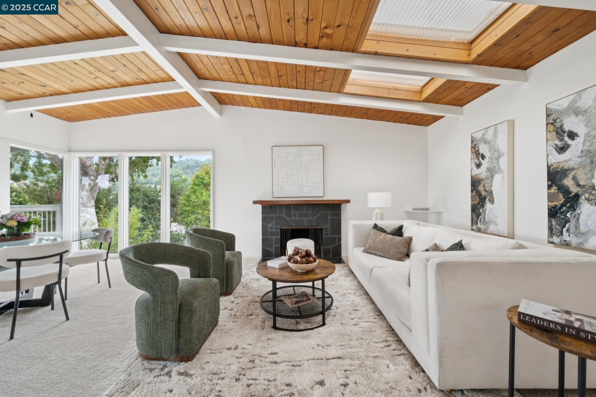 12 La Cresta Rd