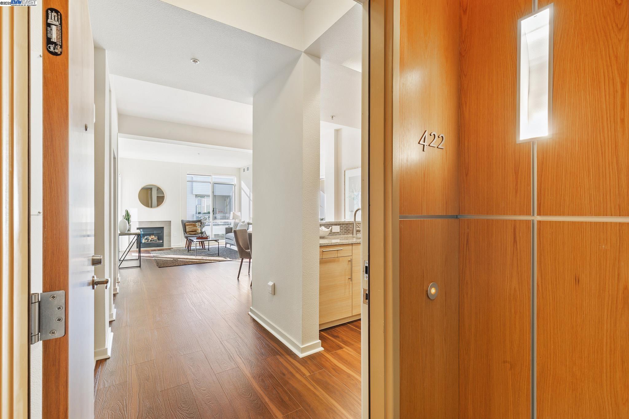 1655 N California Blvd # 422