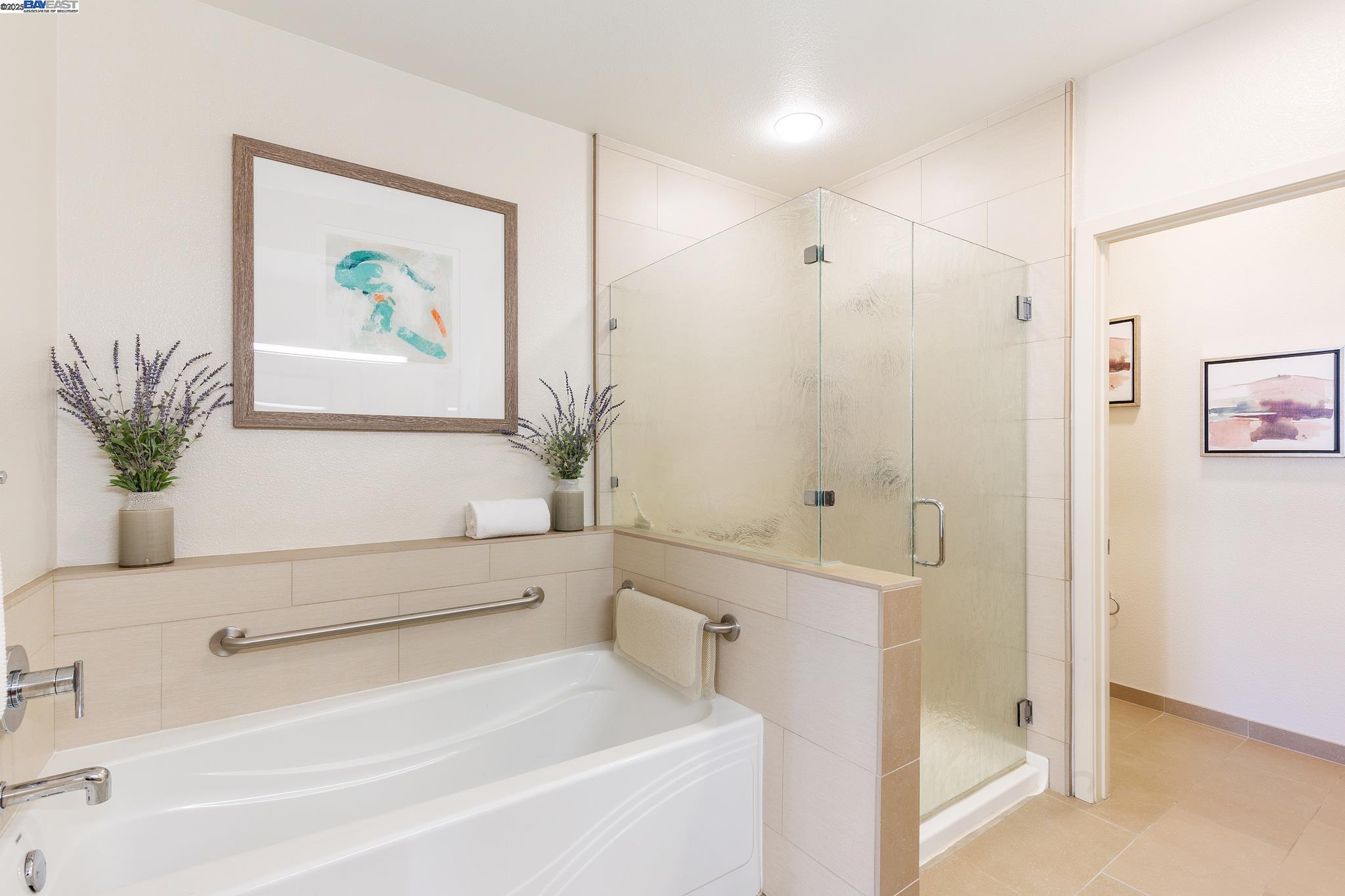 1655 N California Blvd # 422