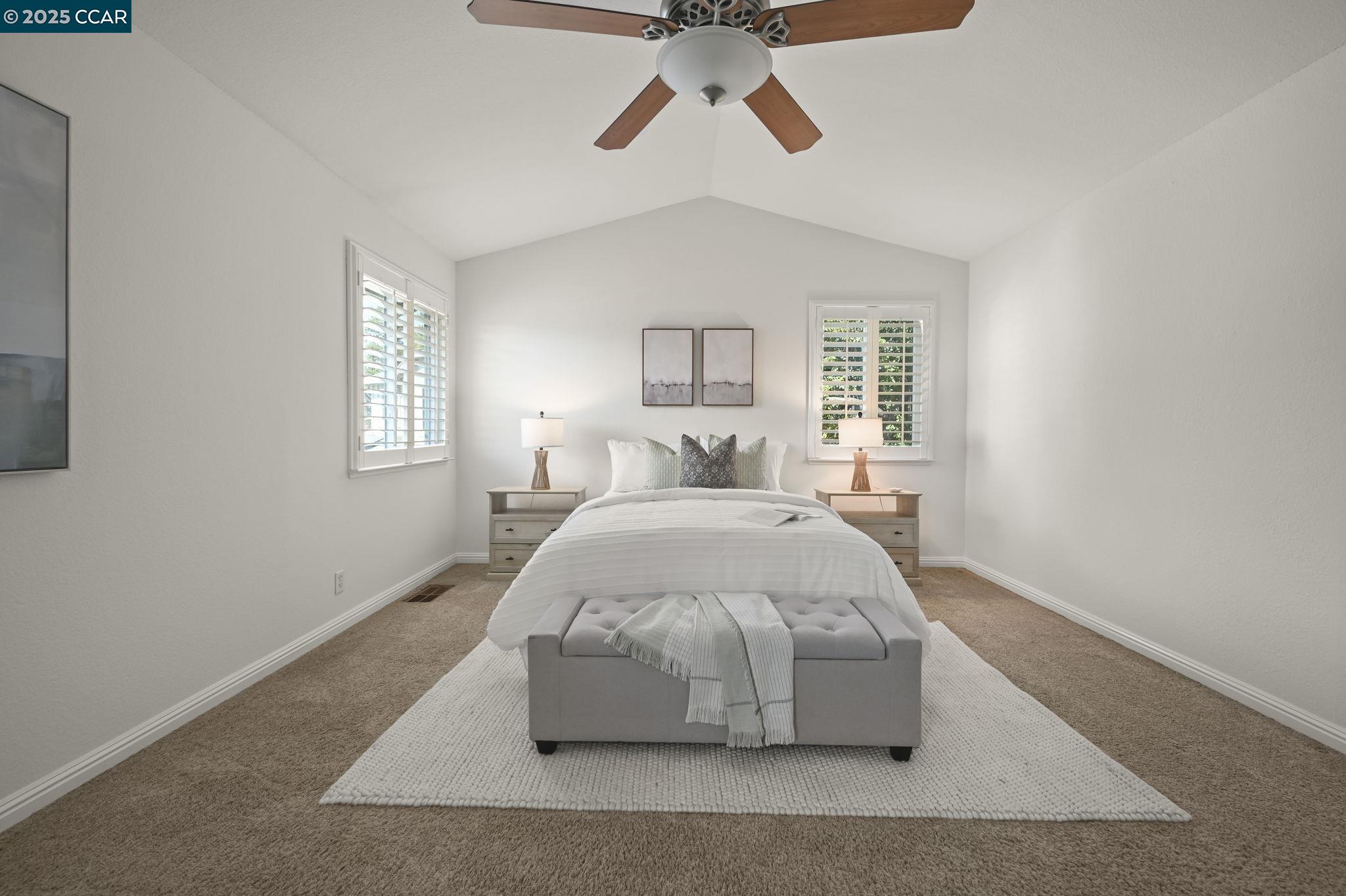 409 Agate Ct