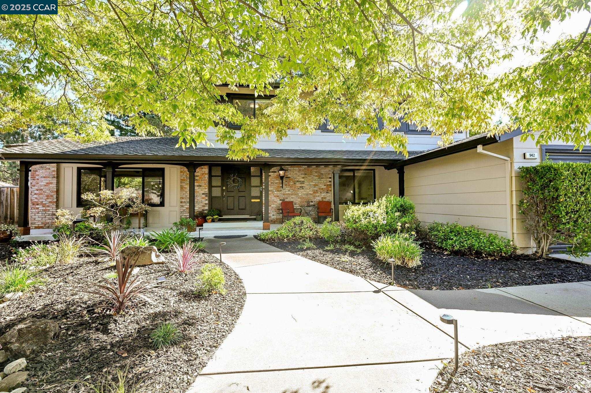 942 Cheyenne Dr