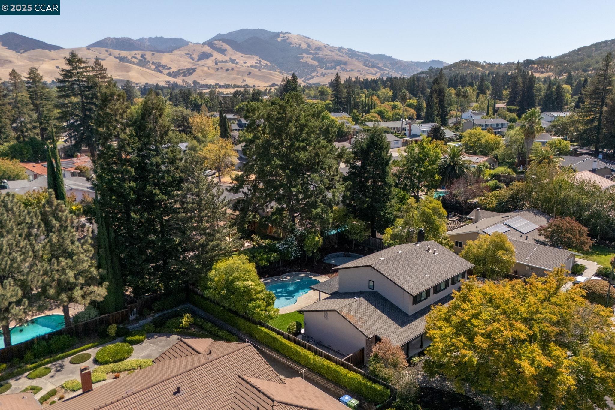 942 Cheyenne Dr