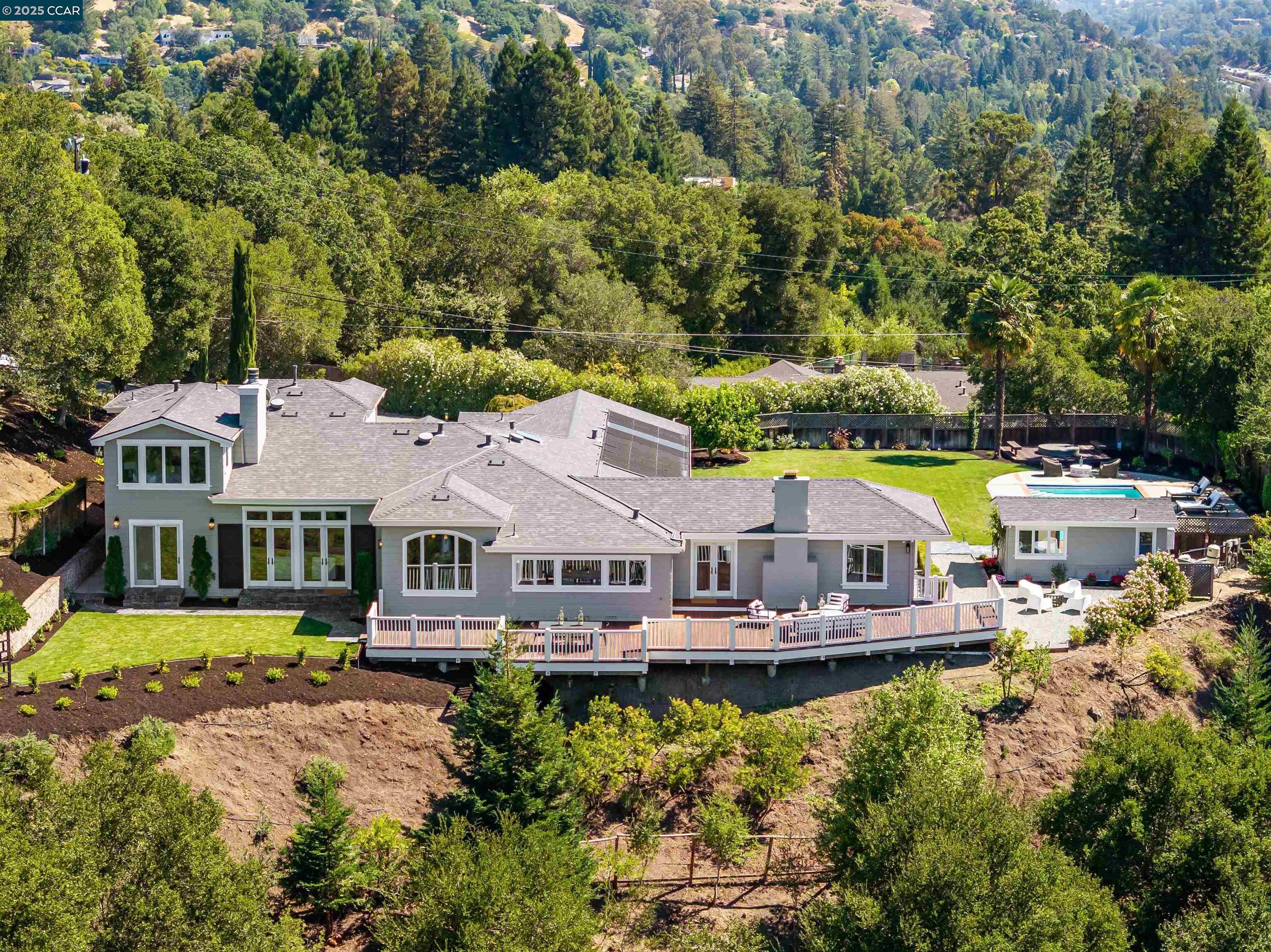 1133 Estates Dr