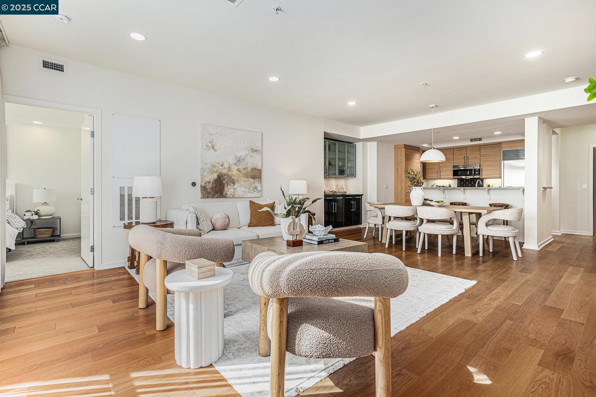 1655 N CALIFORNIA # 205