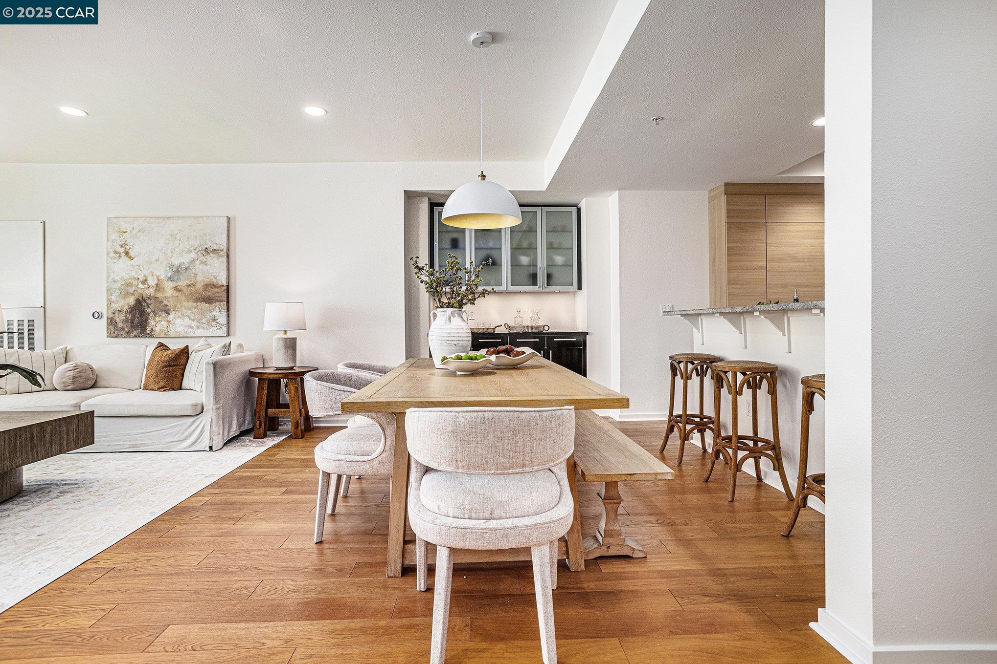 1655 N CALIFORNIA # 205