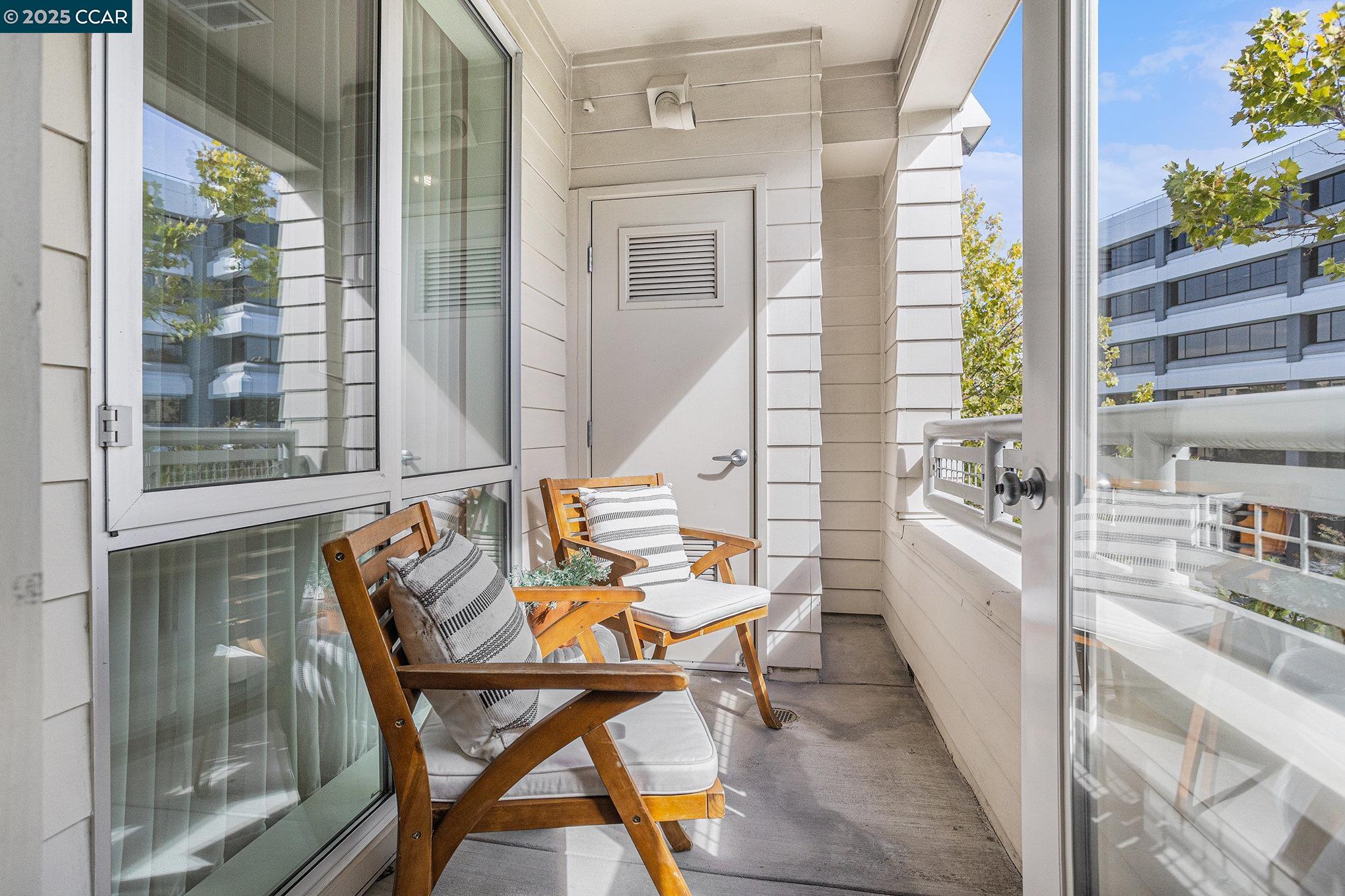 1655 N CALIFORNIA # 205