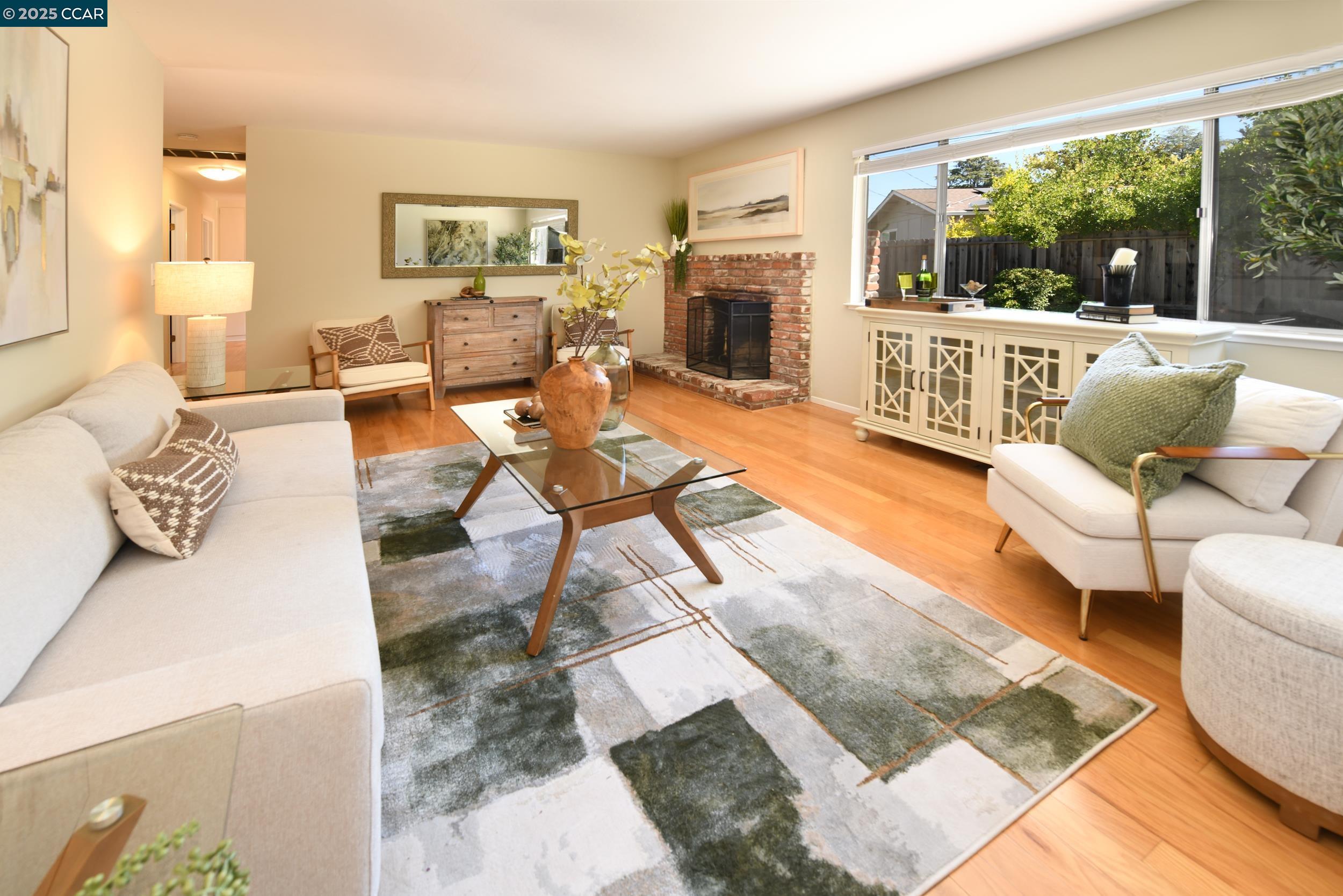 1682 Mendocino Dr