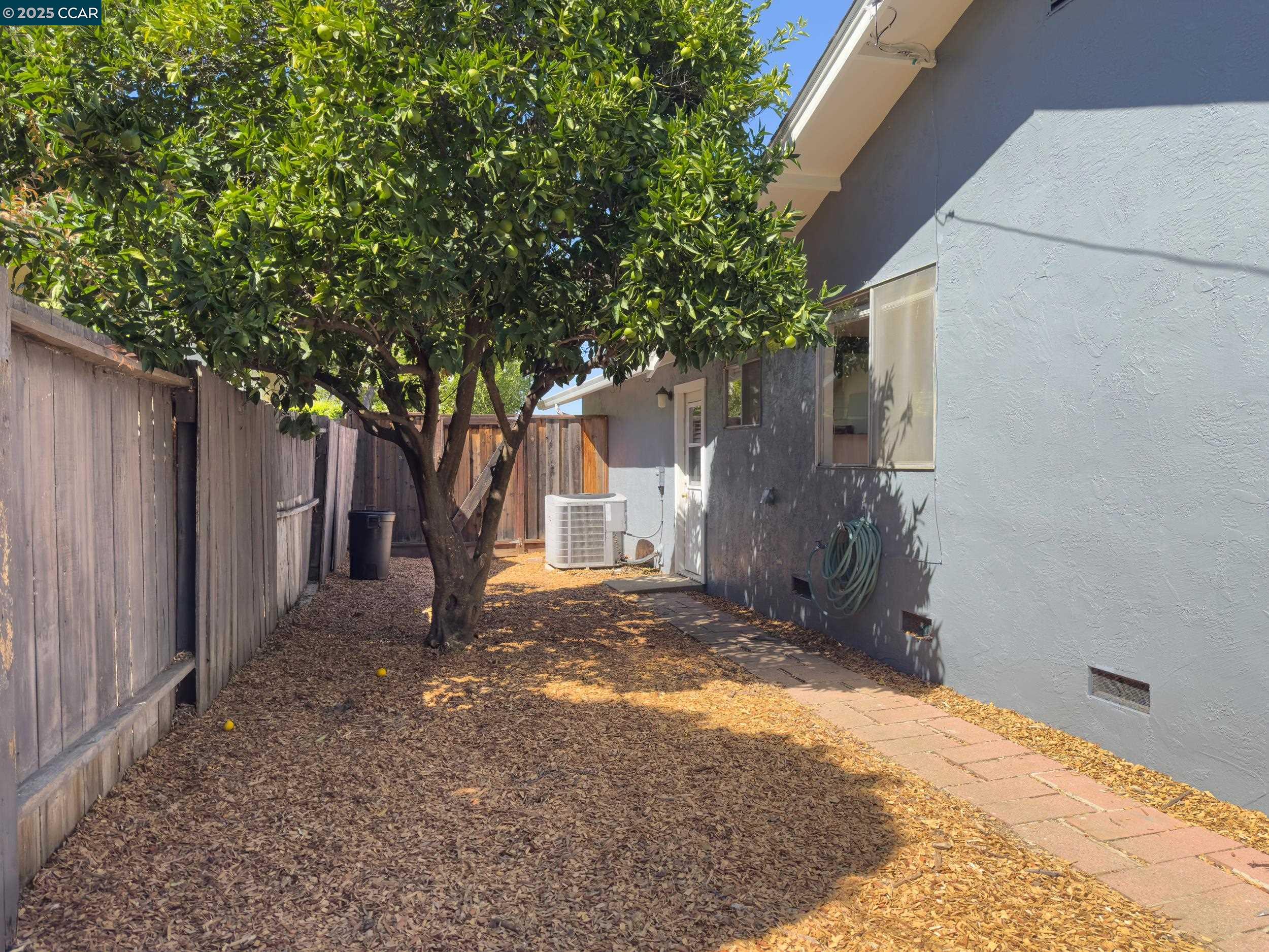 1682 Mendocino Dr