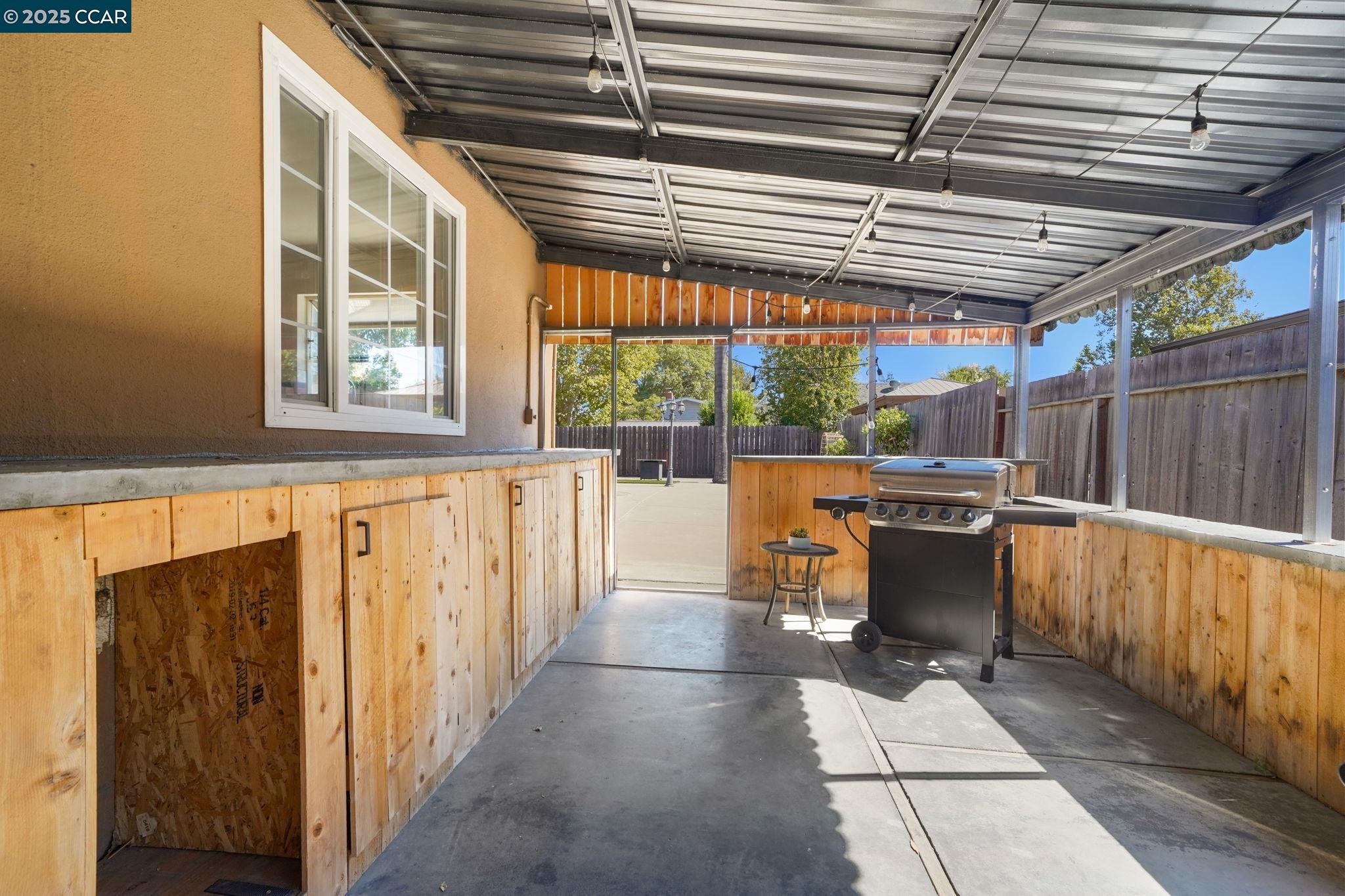 4317 Cowell Rd