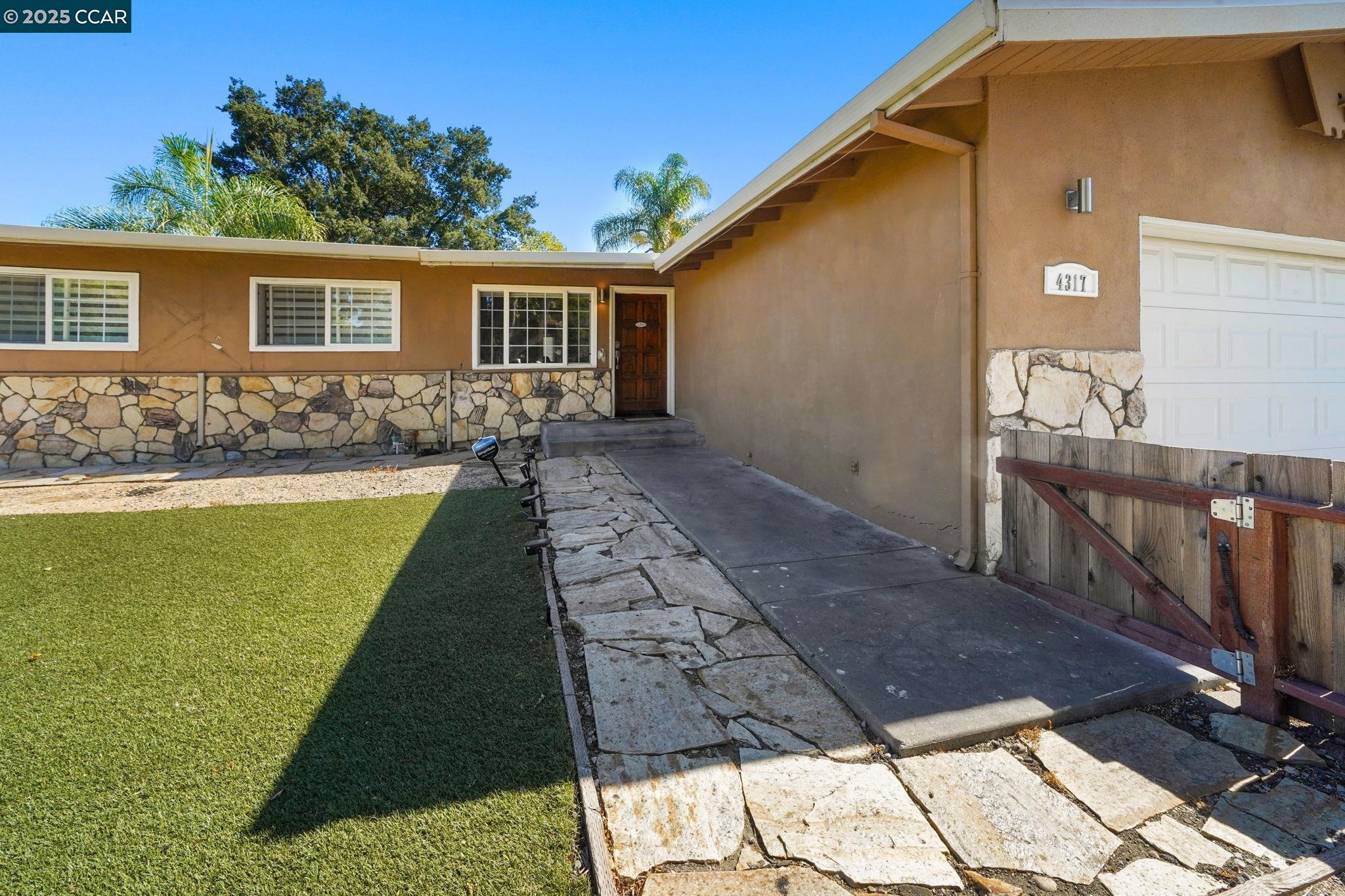 4317 Cowell Rd