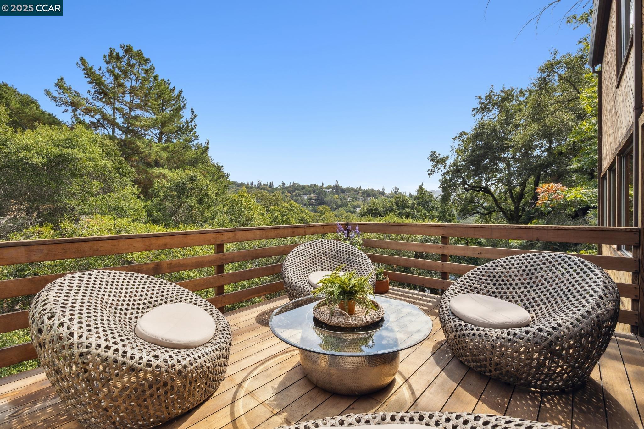 388 Camino Sobrante