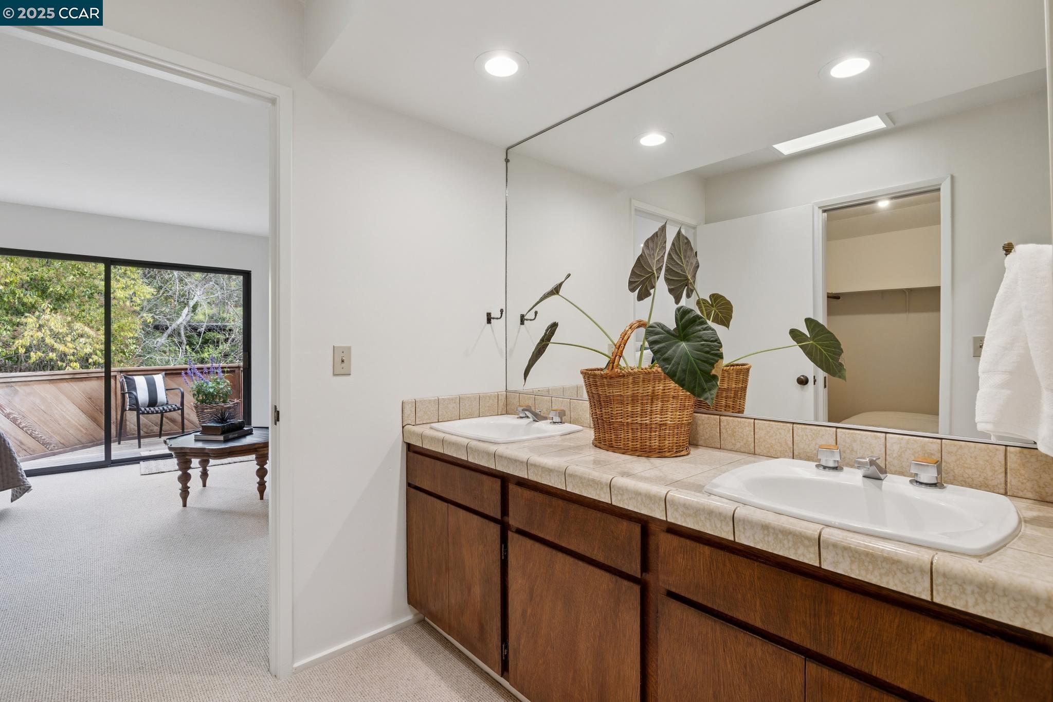388 Camino Sobrante