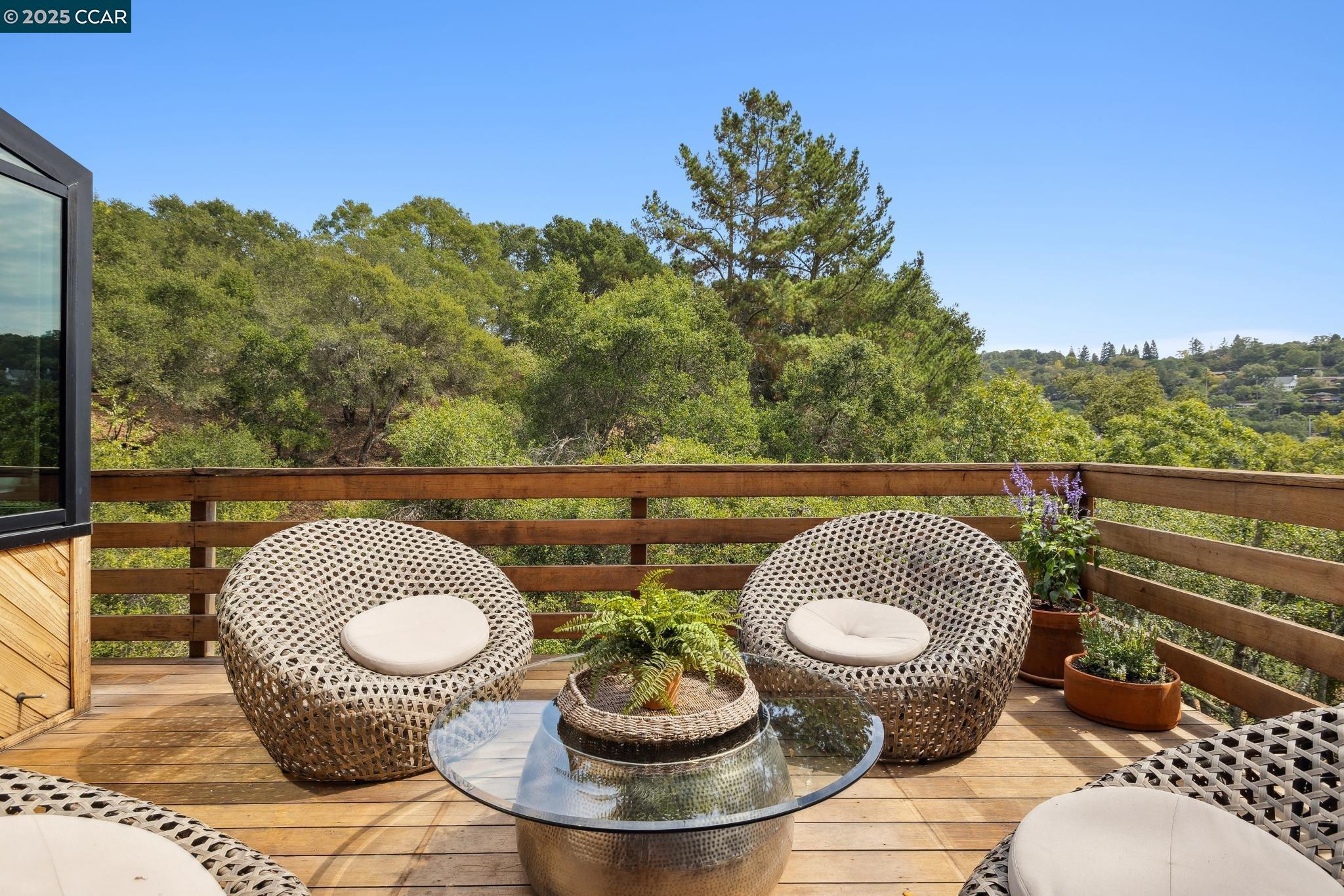 388 Camino Sobrante